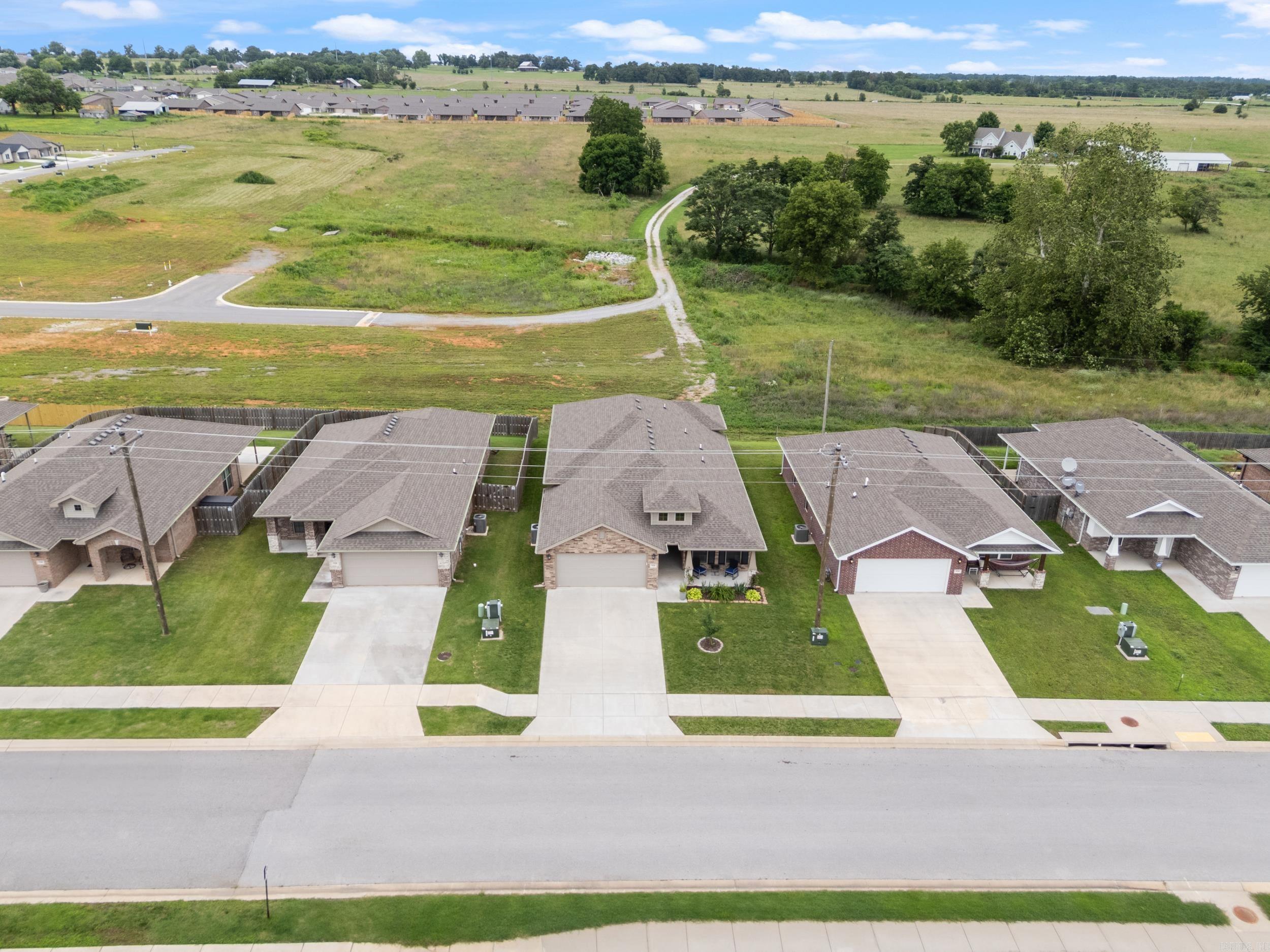526 NW 62nd Avenue  Bentonville, AR