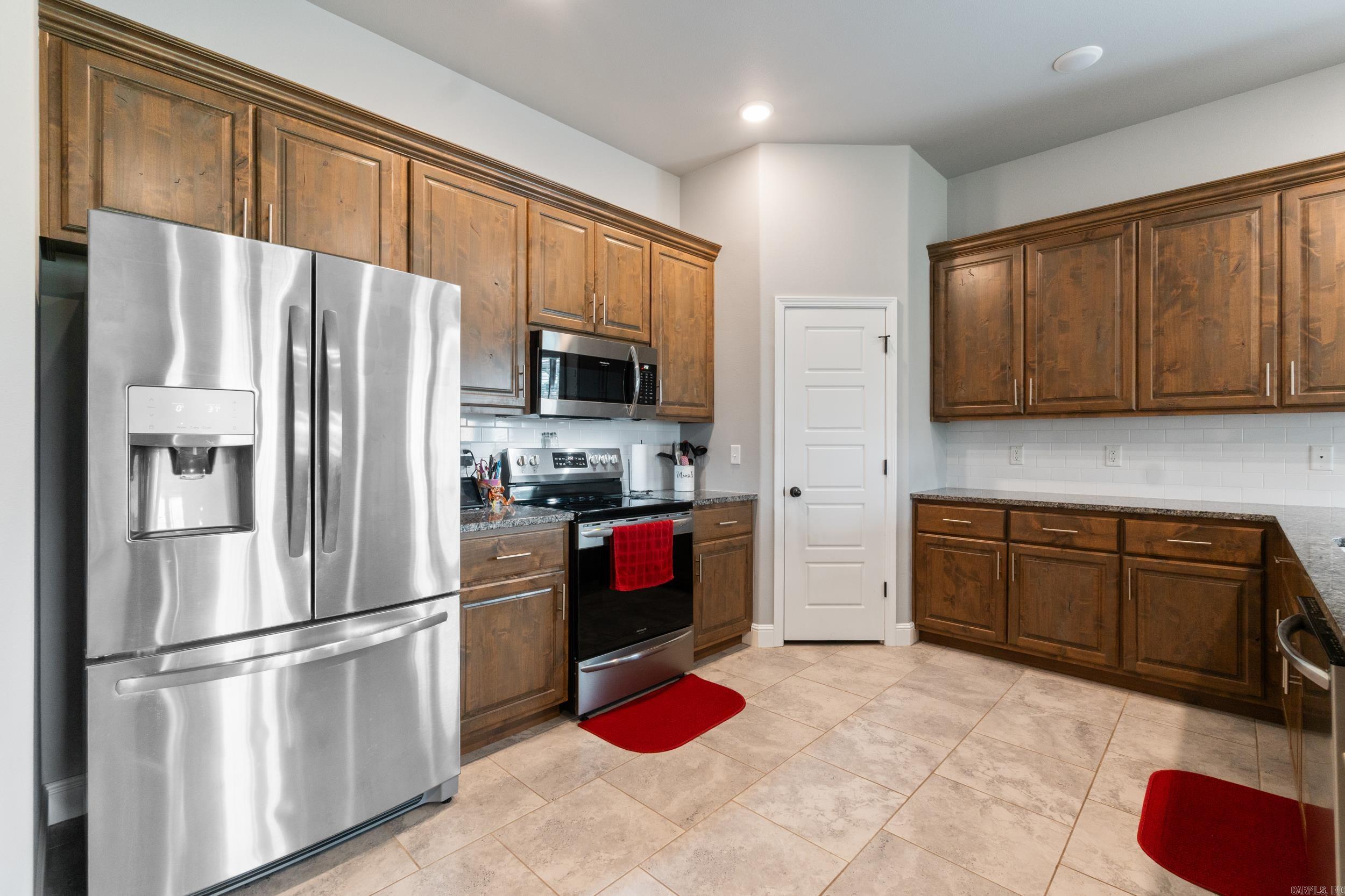 526 NW 62nd Avenue  Bentonville, AR