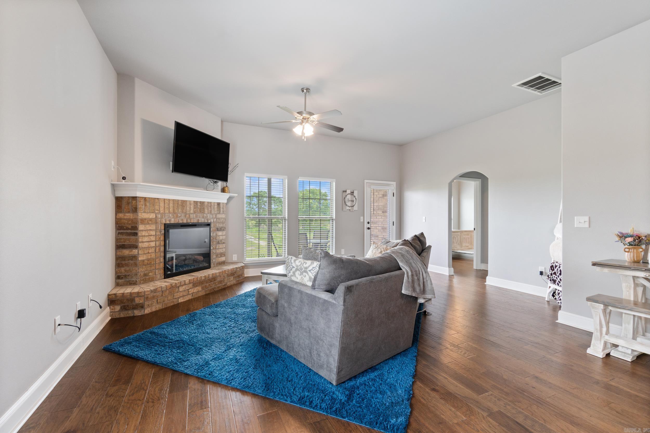 526 NW 62nd Avenue  Bentonville, AR
