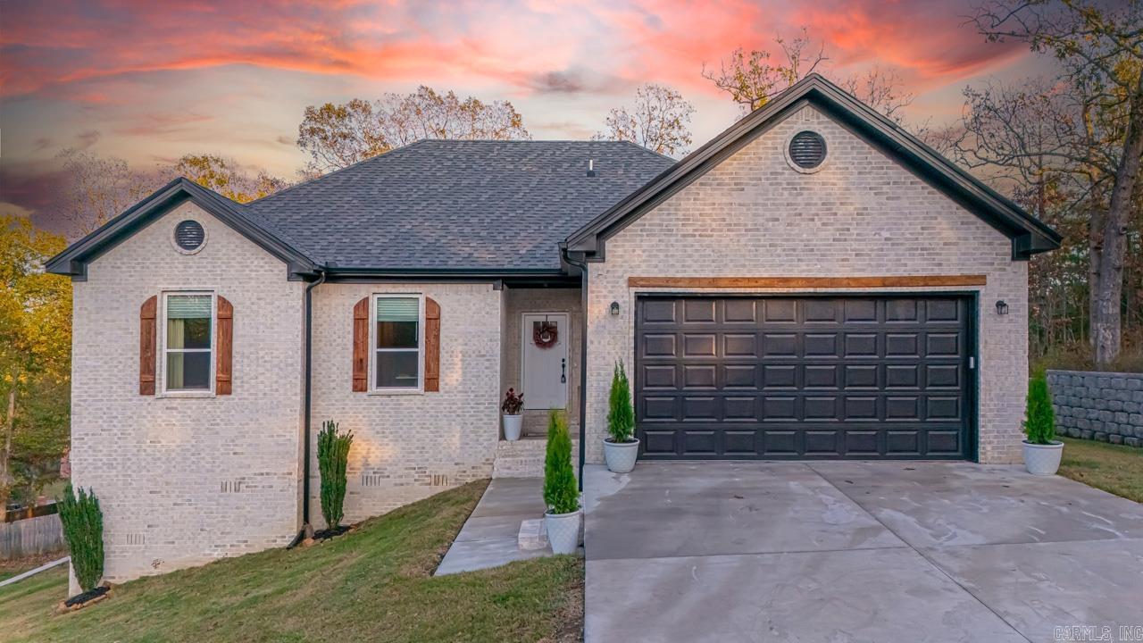 21 Gold Bear  Cabot, AR