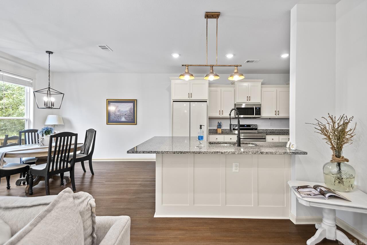 21 Gold Bear  Cabot, AR