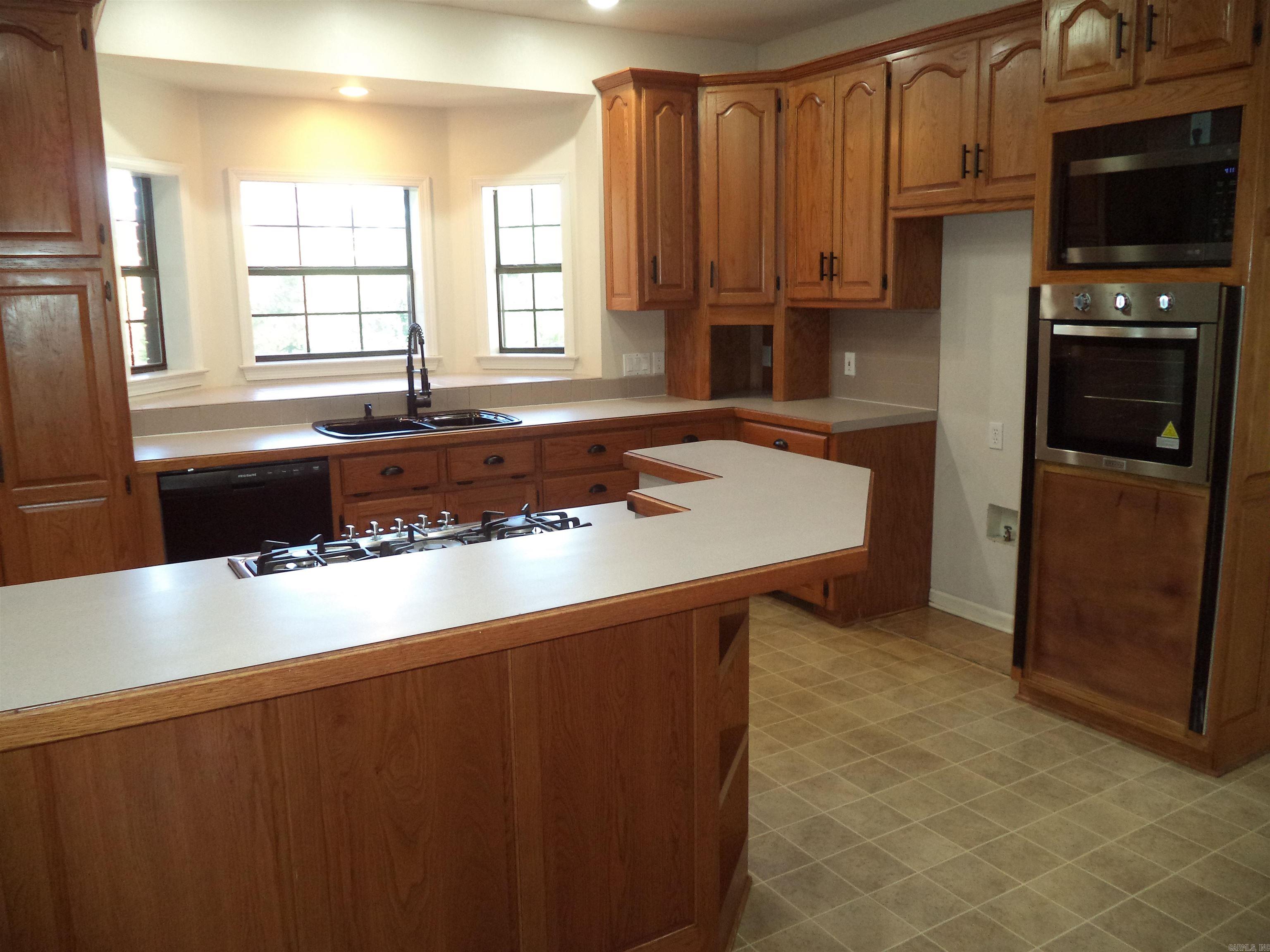 2224 MARION ANDERSON  Hot Springs, AR