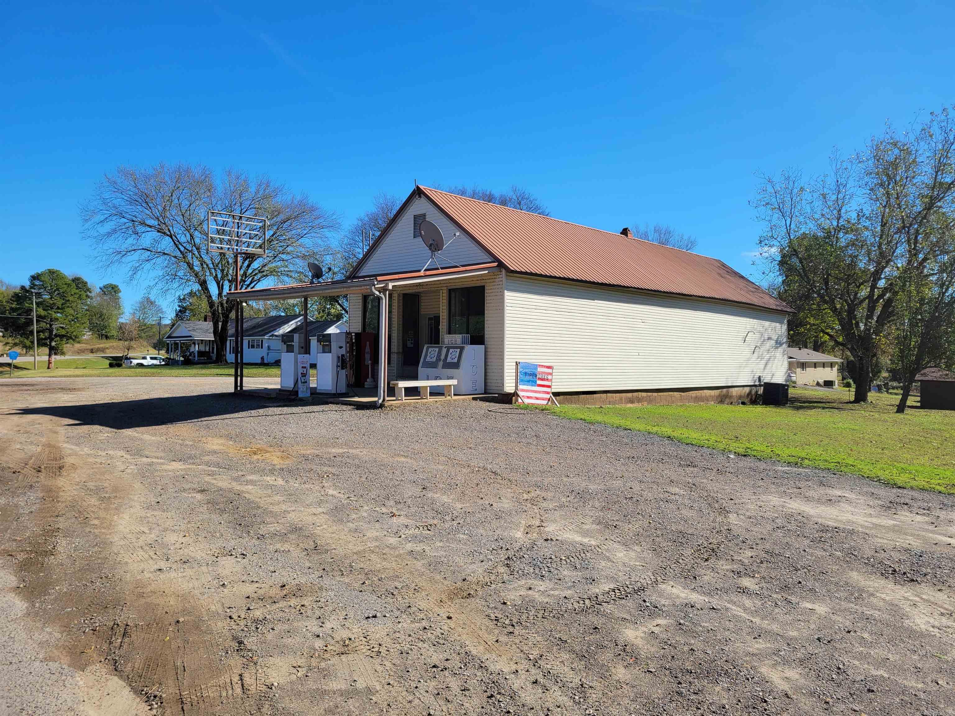 671 Highway 213  Hattieville, AR