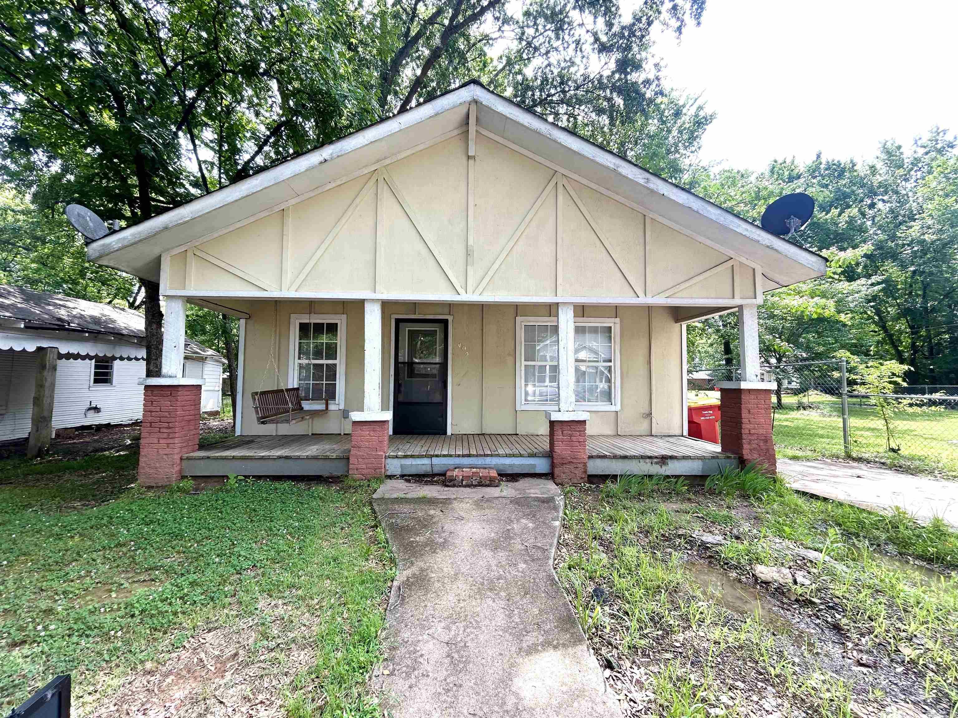 402 N Morrill  Morrilton, AR