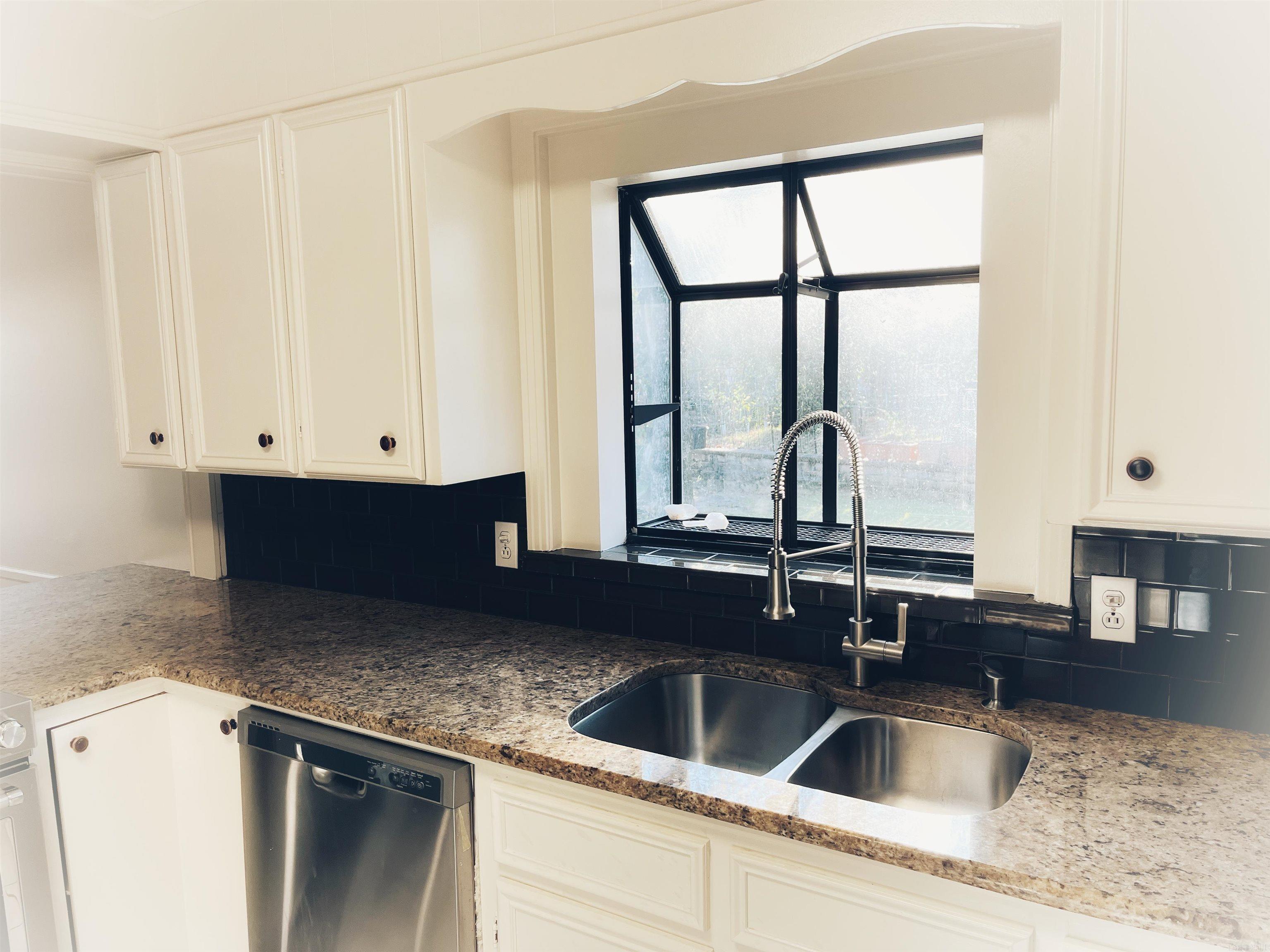 4108 Royal Oak  North Little Rock, AR