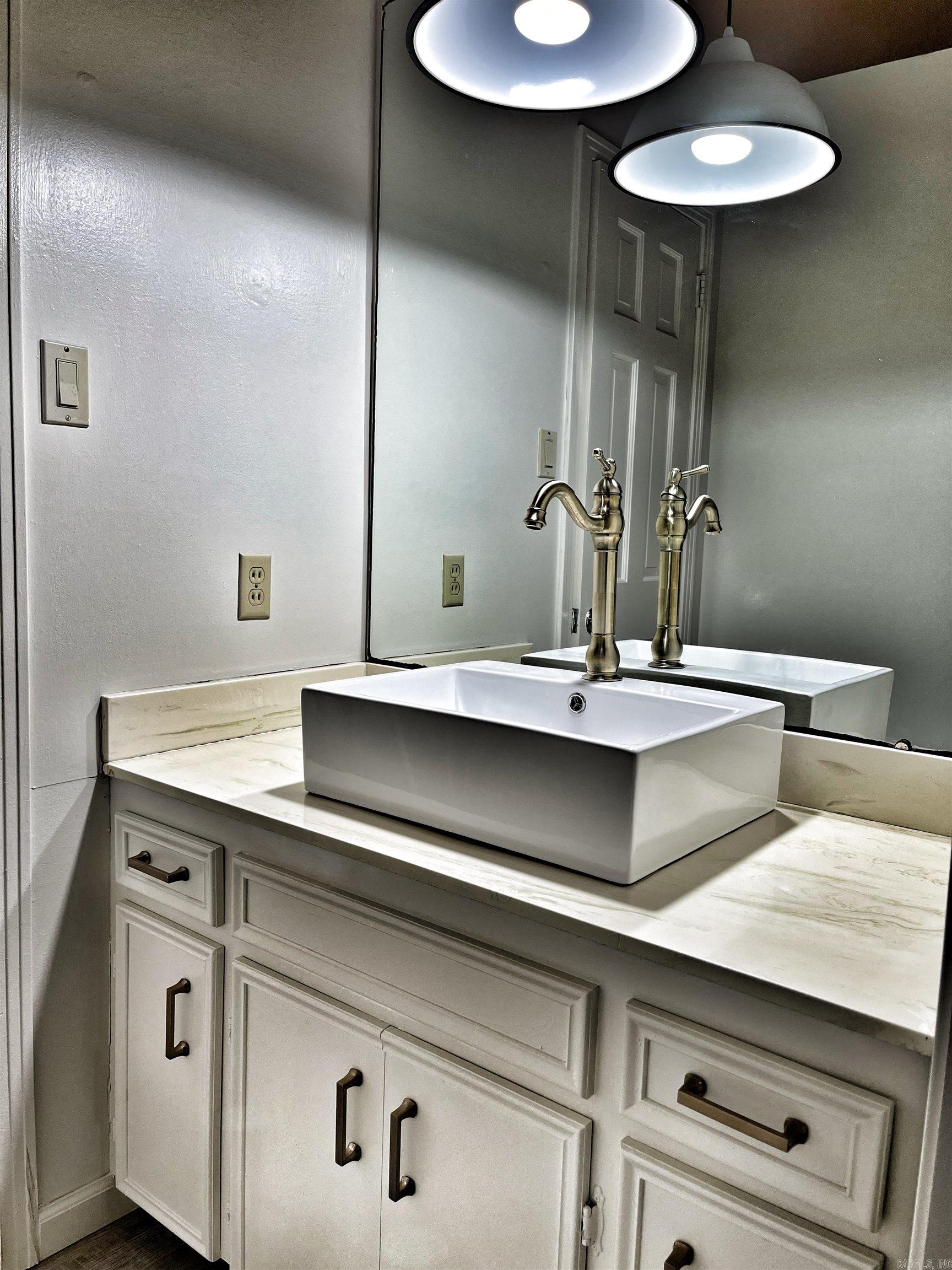 4108 Royal Oak  North Little Rock, AR