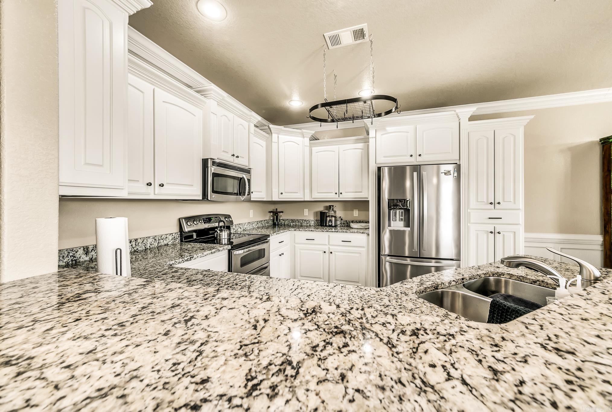 2000 Airborn Drive  Jacksonville, AR