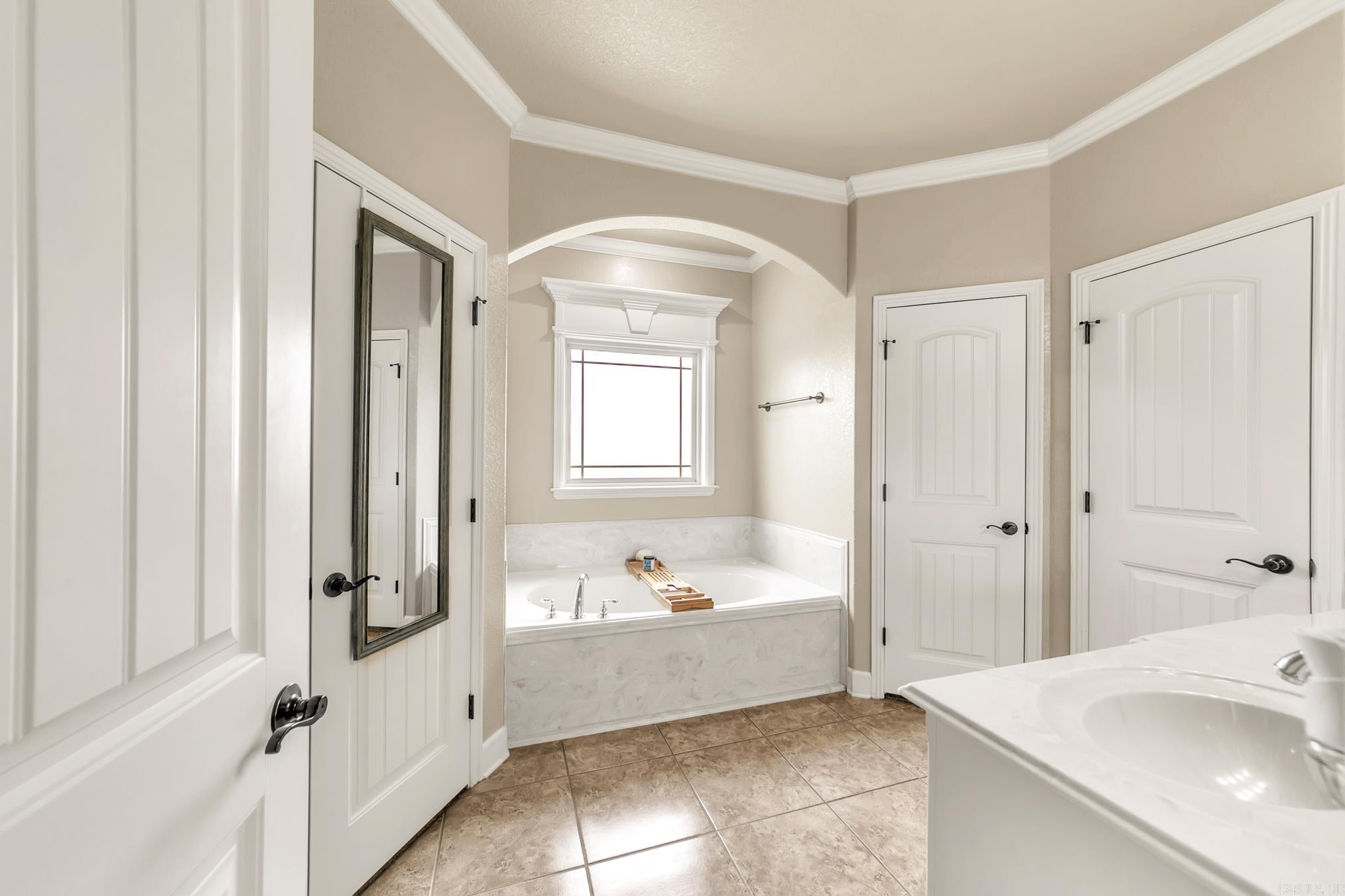 2000 Airborn Drive  Jacksonville, AR