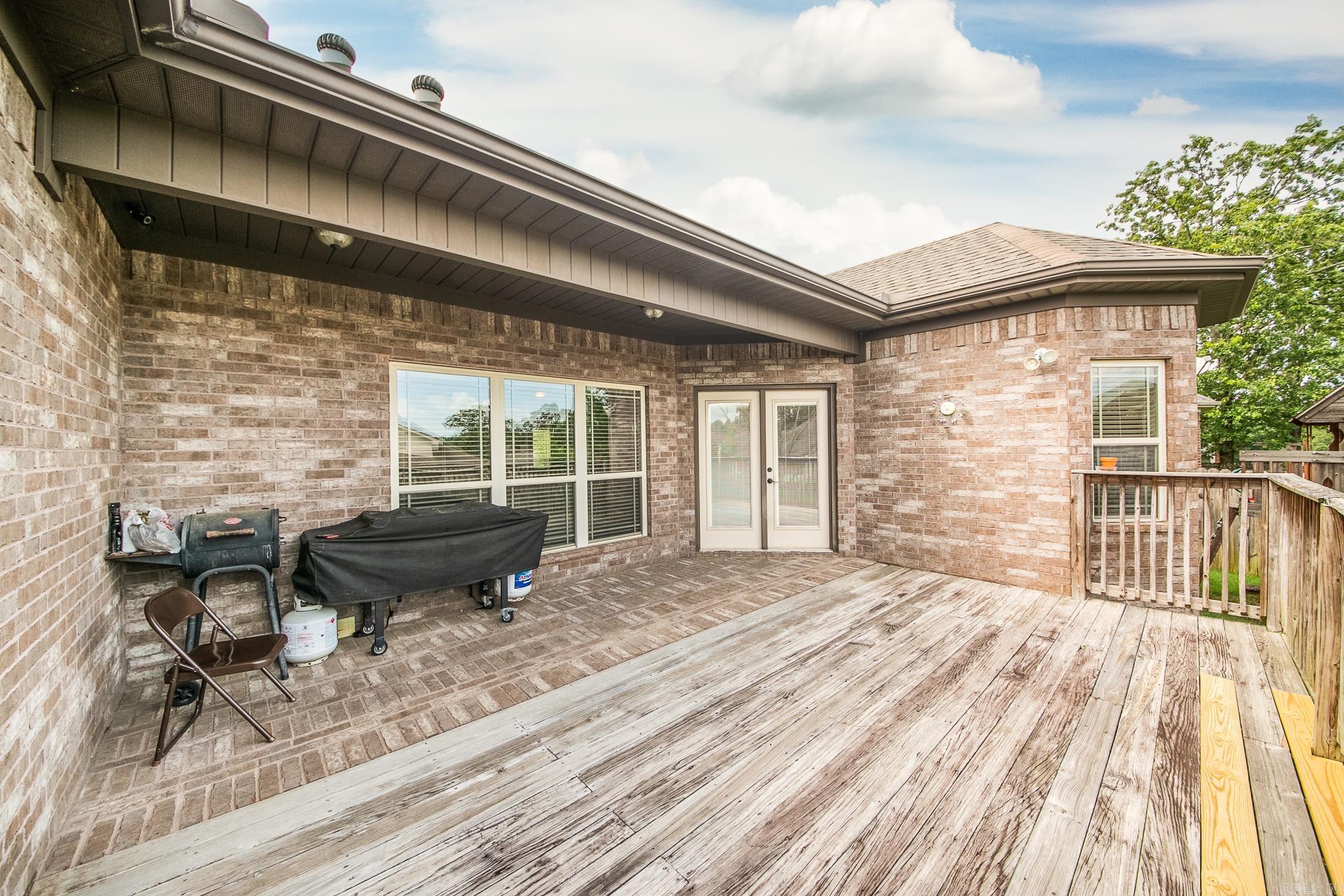 2000 Airborn Drive  Jacksonville, AR