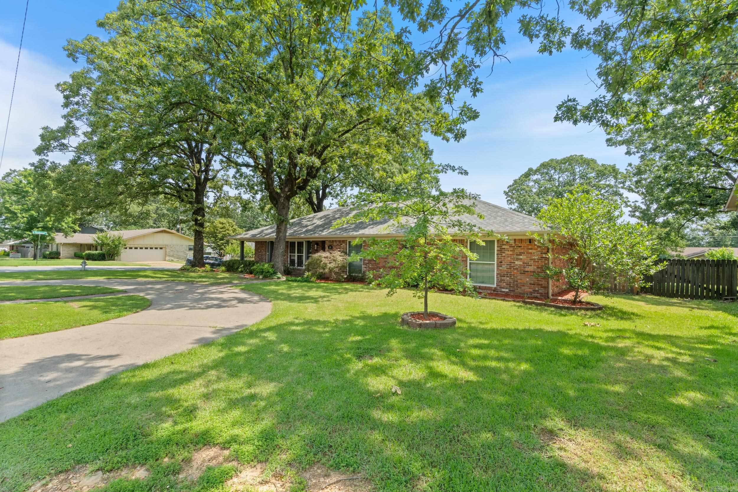 300 Beaconsfield  Sherwood, AR