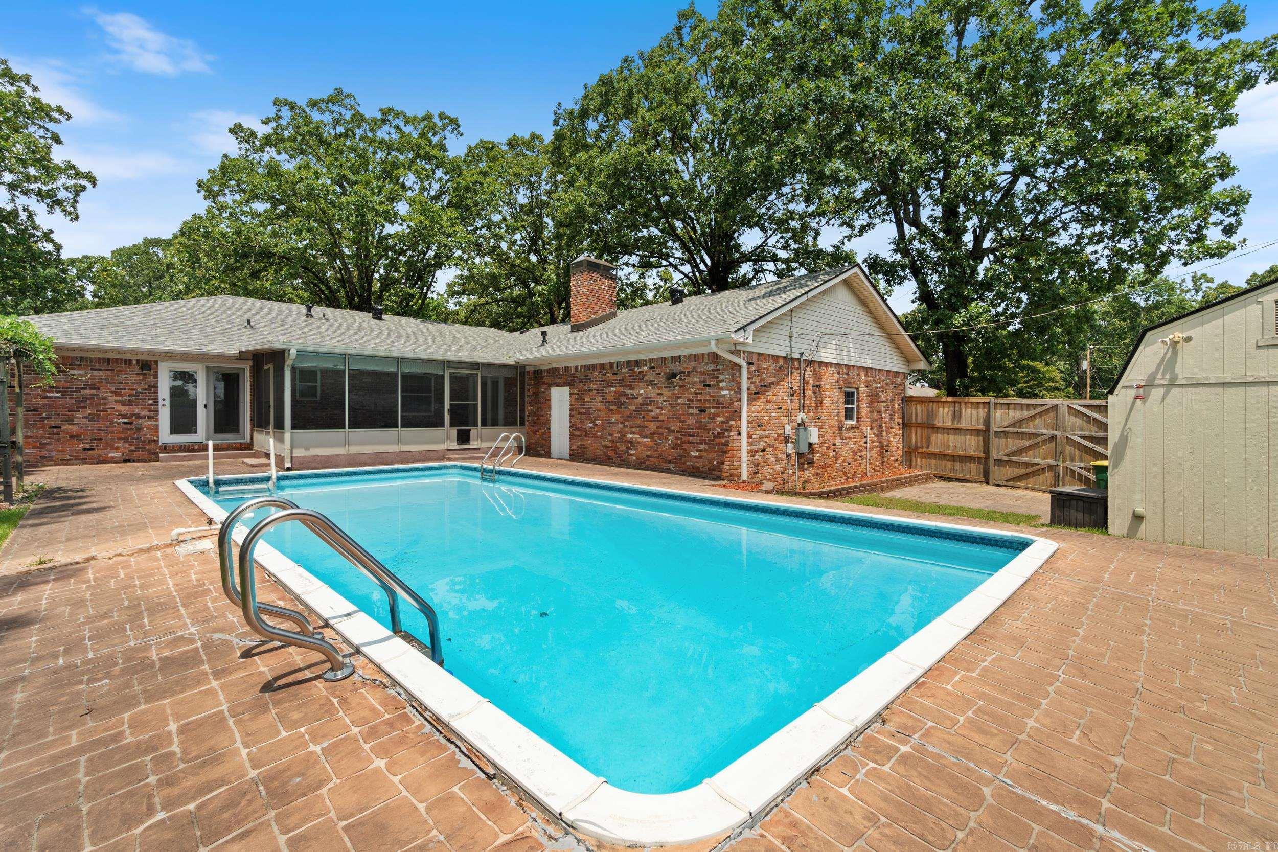 300 Beaconsfield  Sherwood, AR