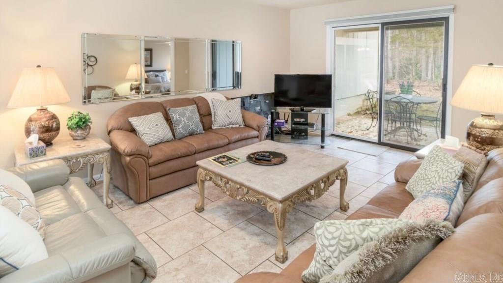 10 Abaron  Hot Springs Village, AR