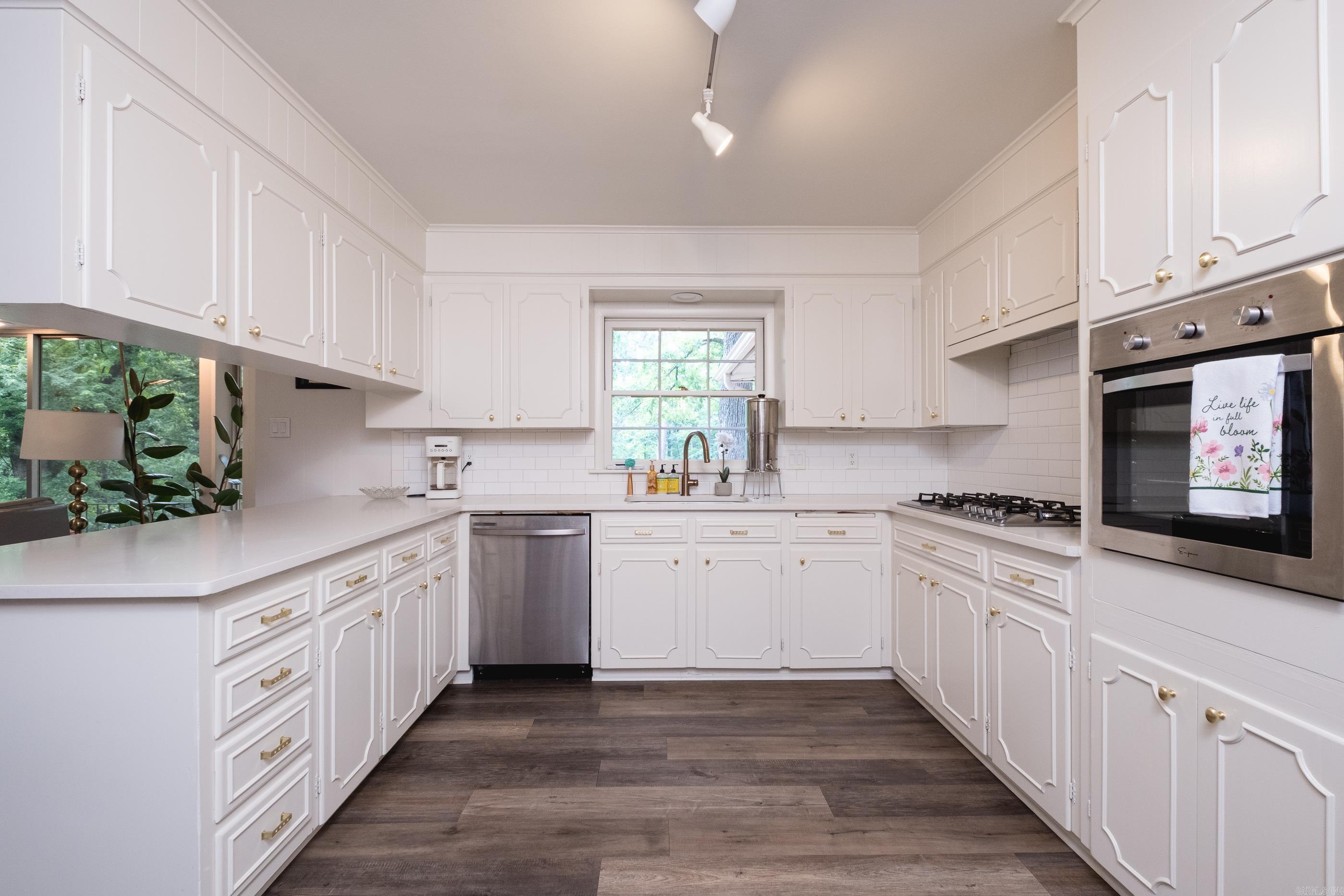 20 Robinwood  Little Rock, AR