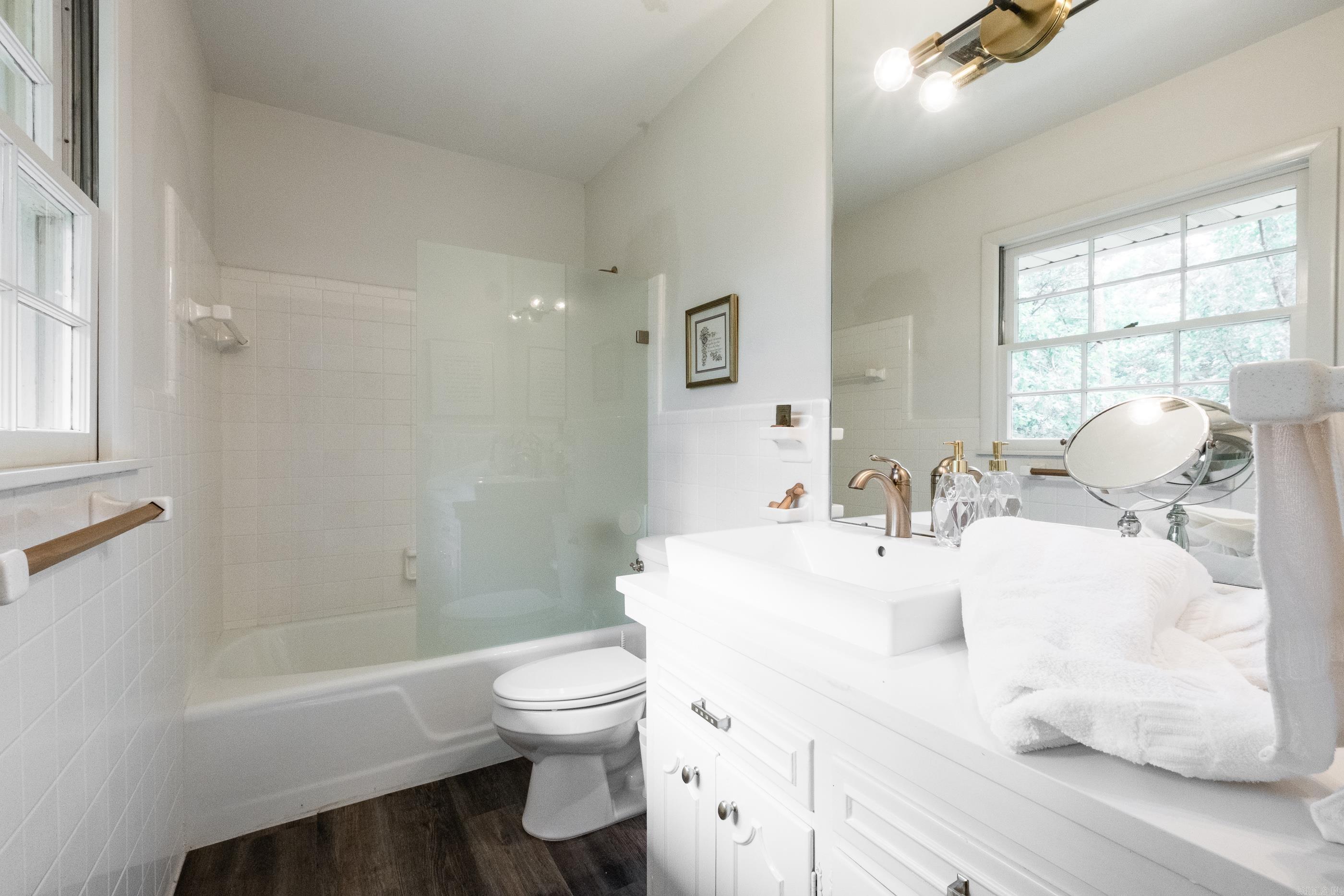 20 Robinwood Road Little Rock, AR 72227