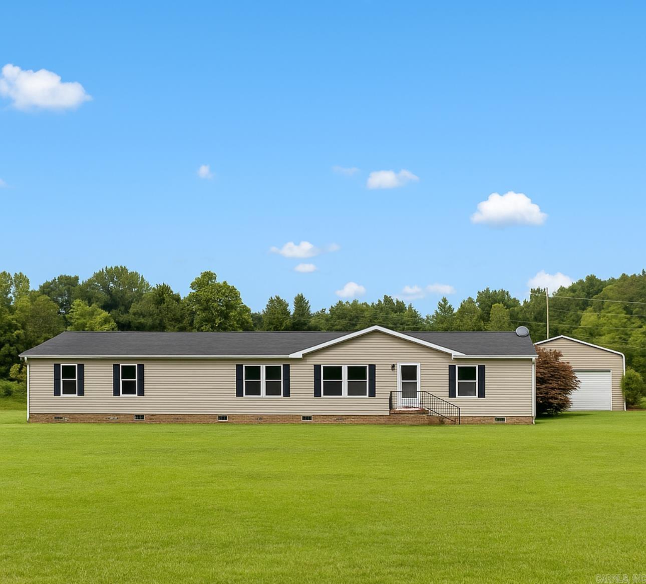 215 Rainwater  Austin, AR
