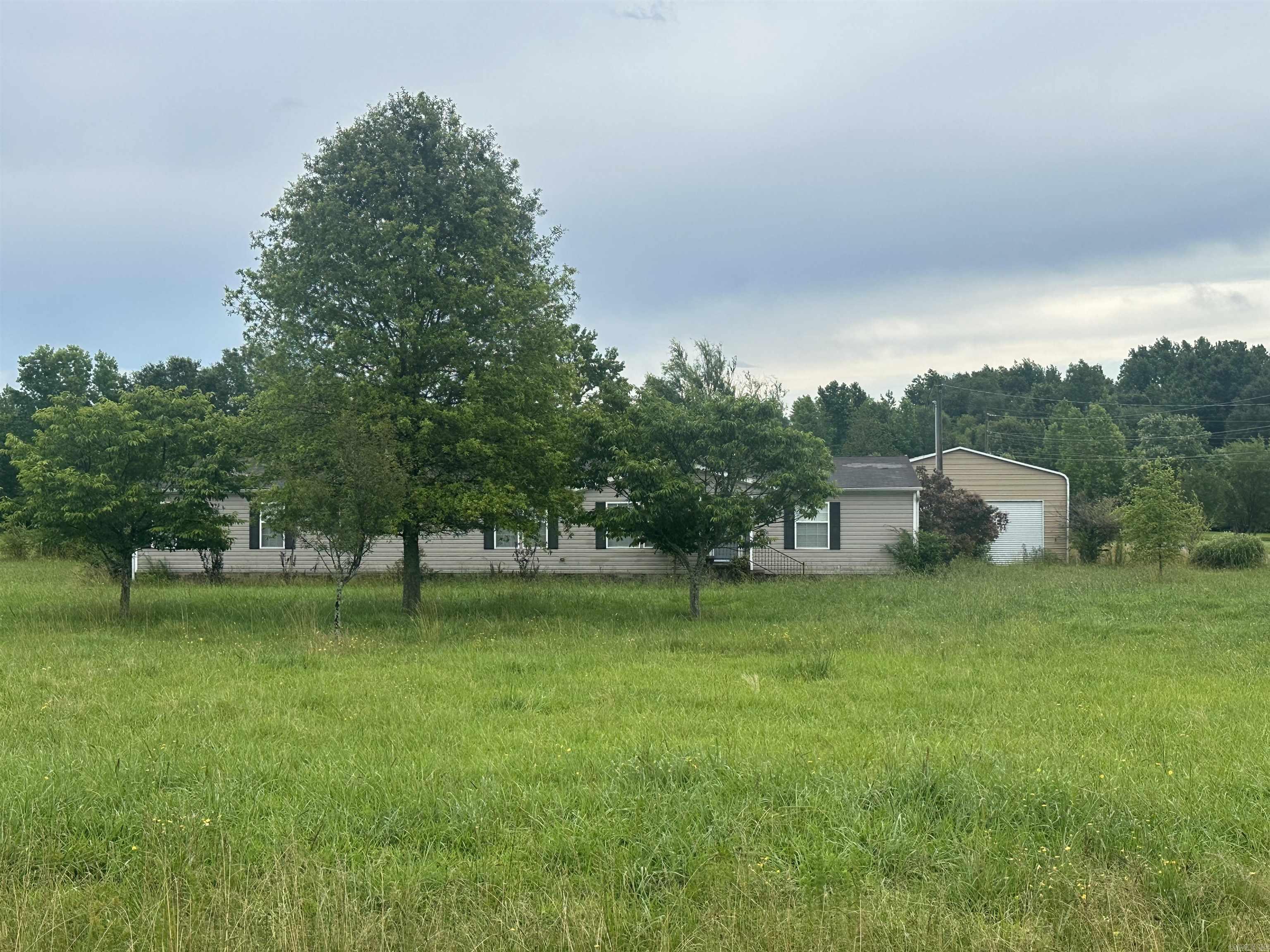 215 Rainwater  Austin, AR
