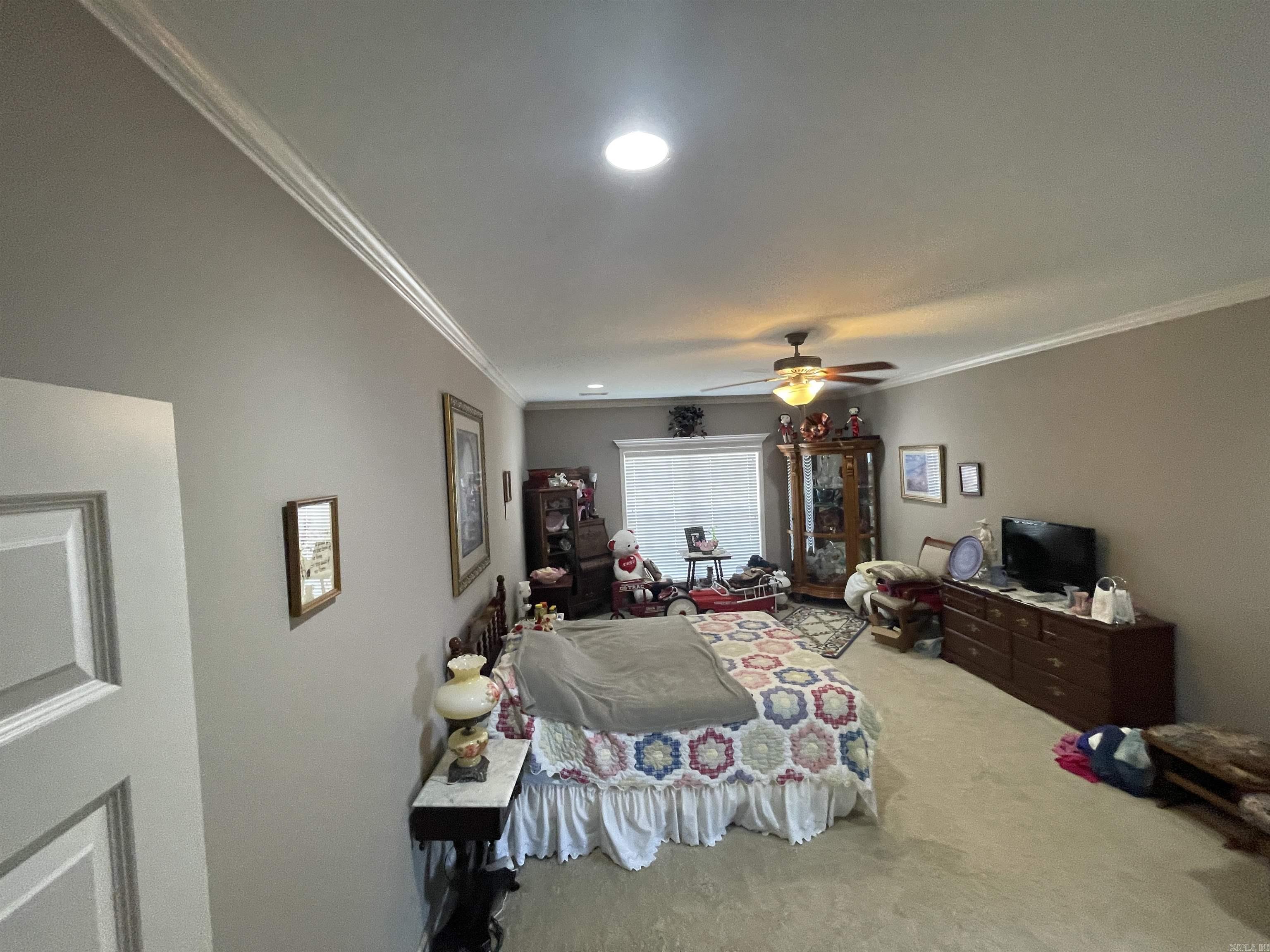 1756 White Oak Lane  Benton, AR