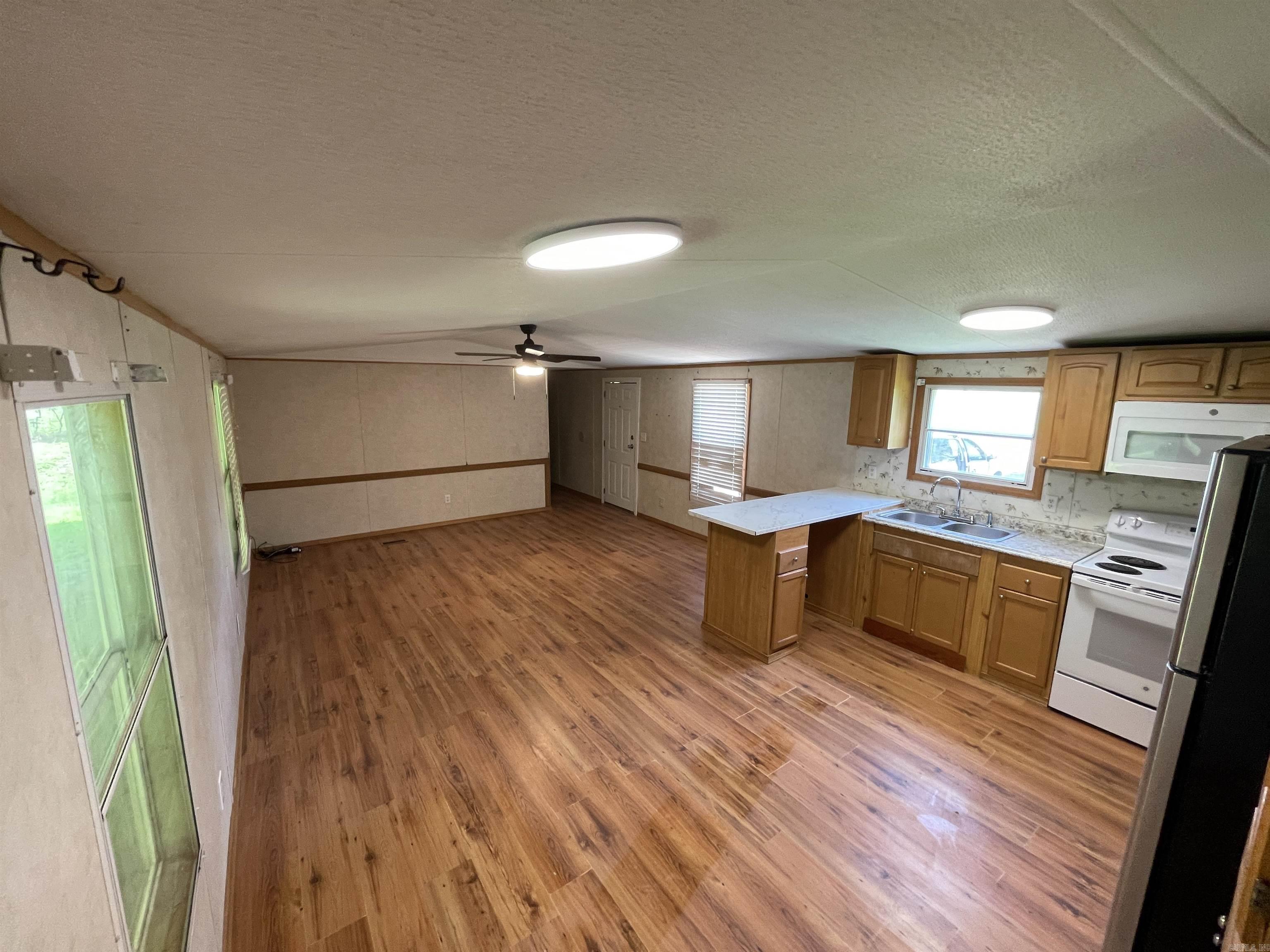 12433 Hood Road  Bauxite, AR