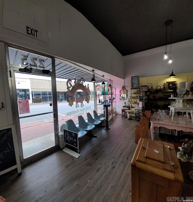 223 S Main  Malvern, AR