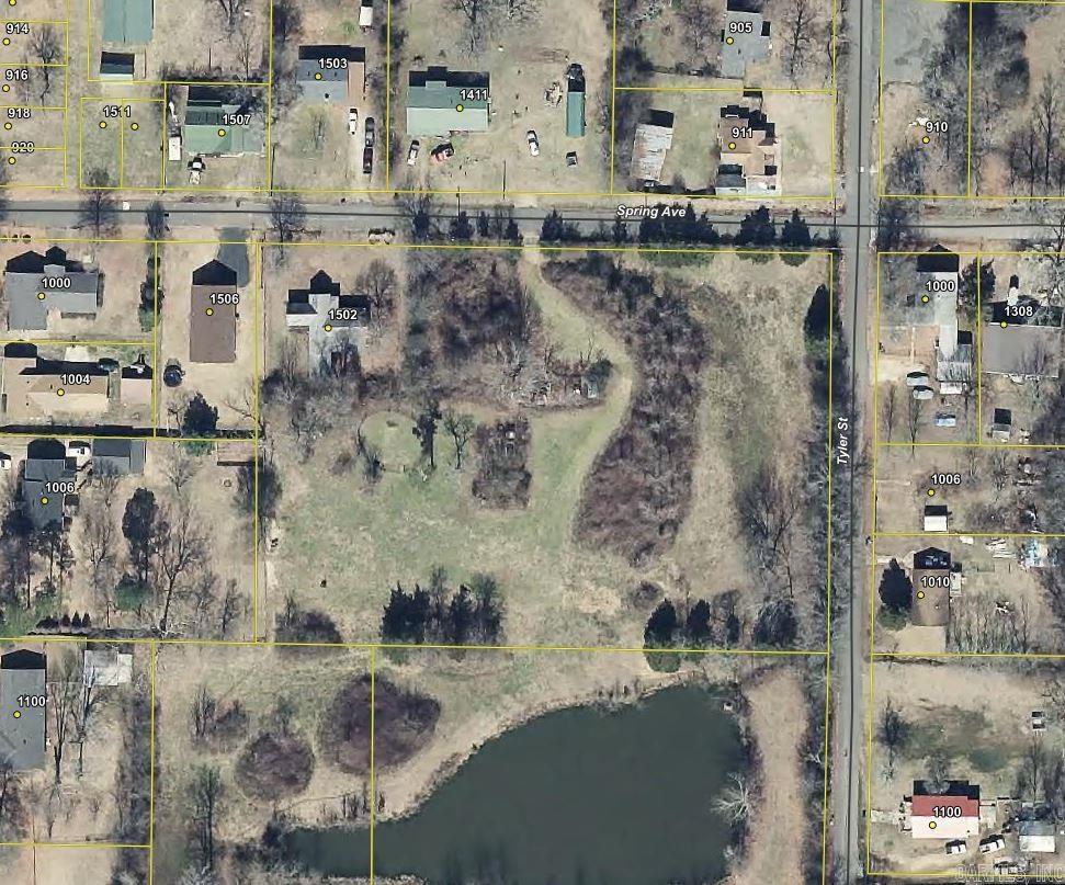 1502 Spring Ave  Mena, AR