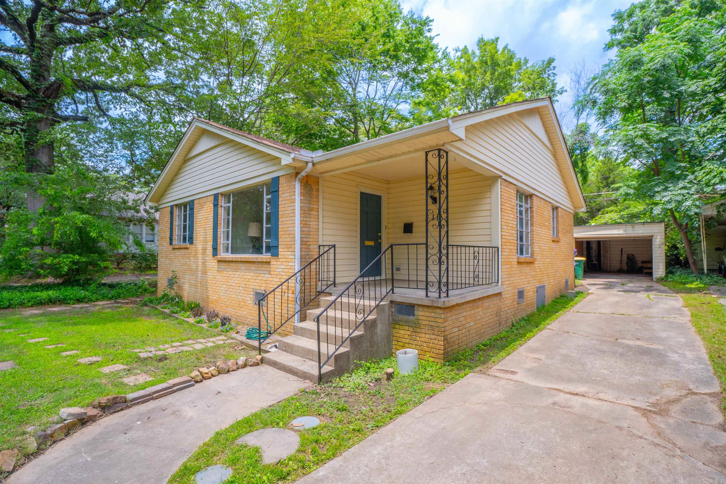 211 E G  North Little Rock, AR