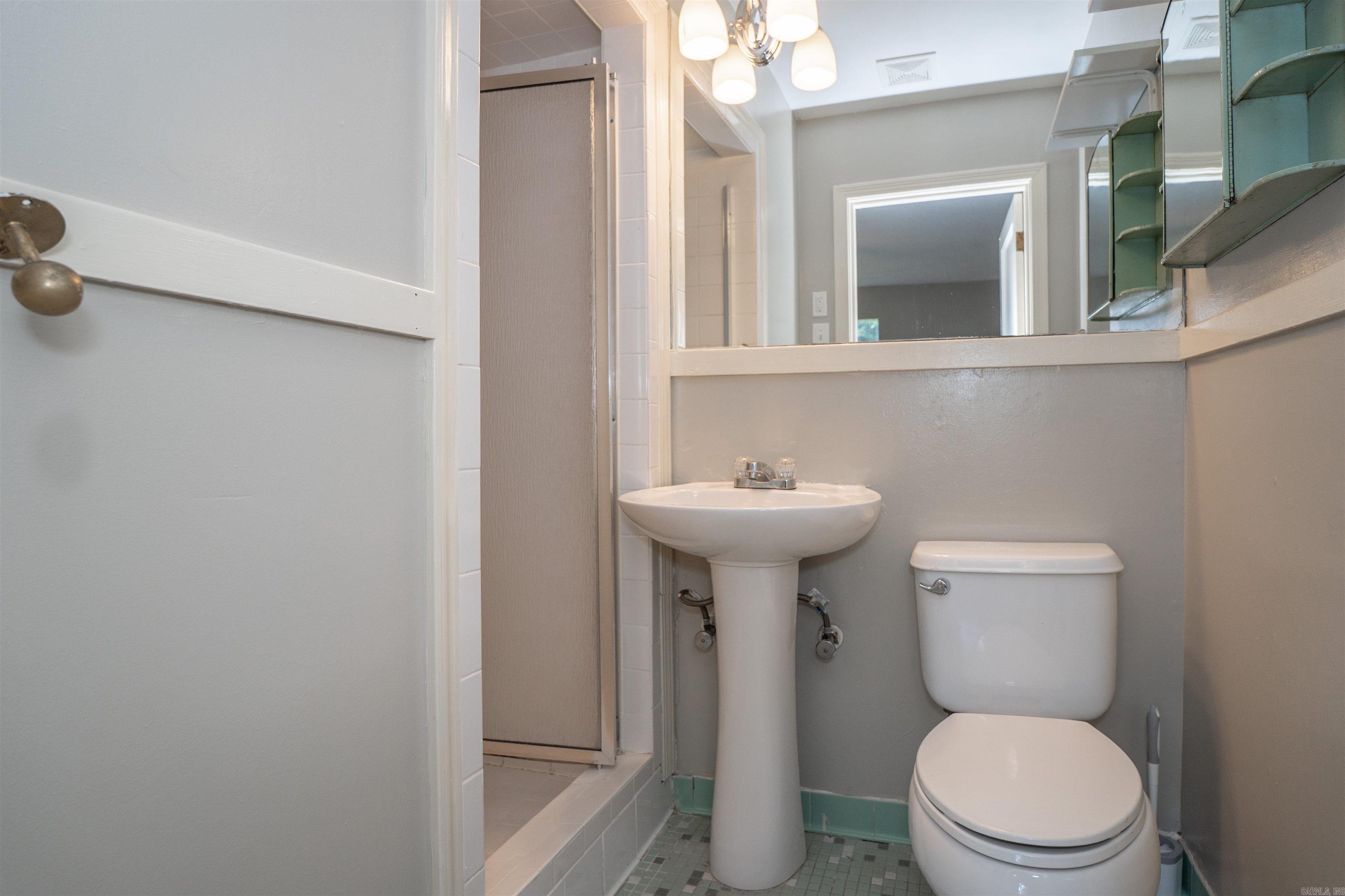 211 E G  North Little Rock, AR