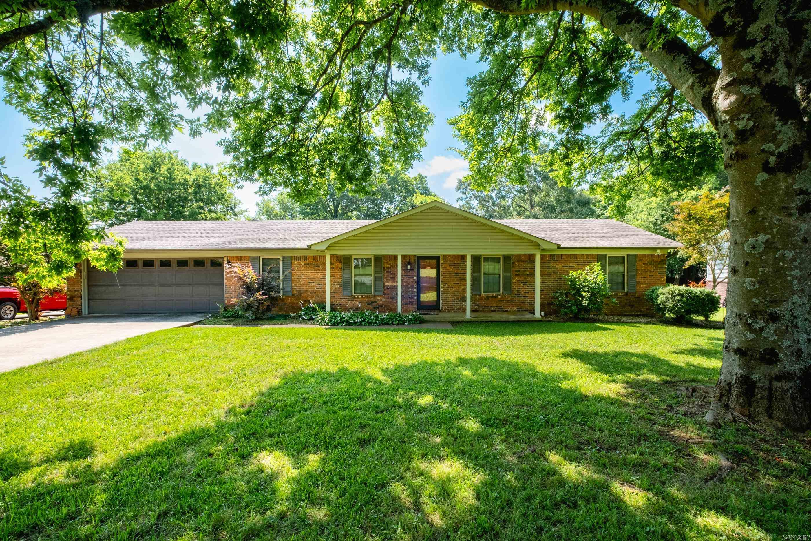 304 Dogwood Drive  Benton, AR