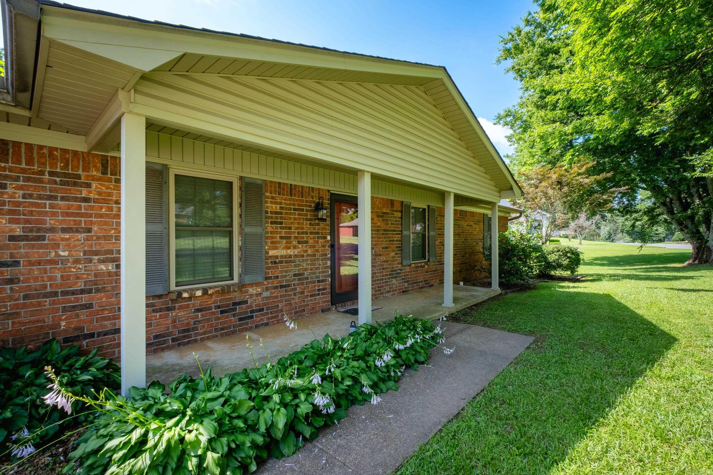 304 Dogwood Drive  Benton, AR
