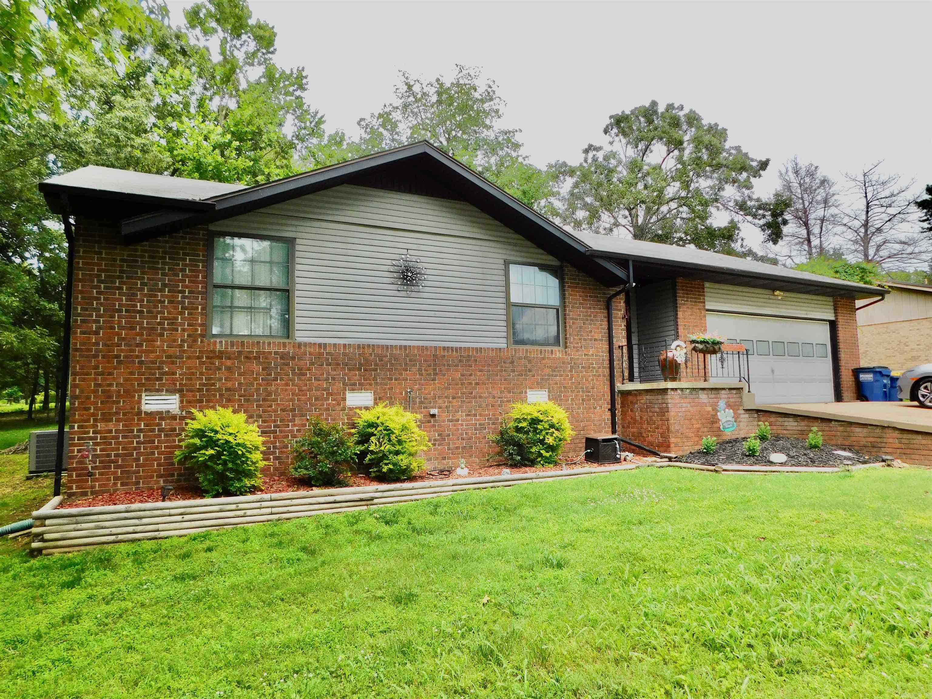 1505 Katherine Drive  Mountain Home, AR