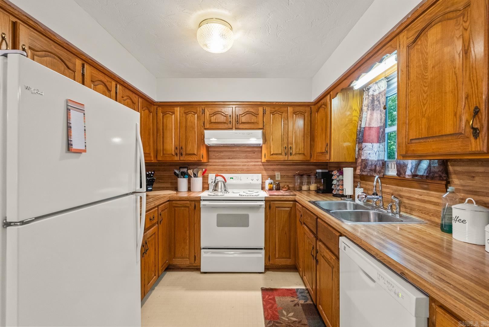 424 Center Ridge  Drasco, AR