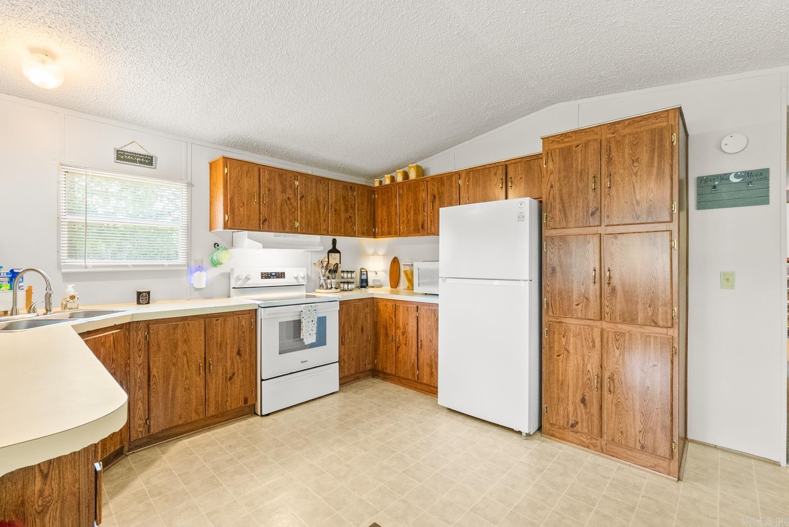 424 Center Ridge  Drasco, AR