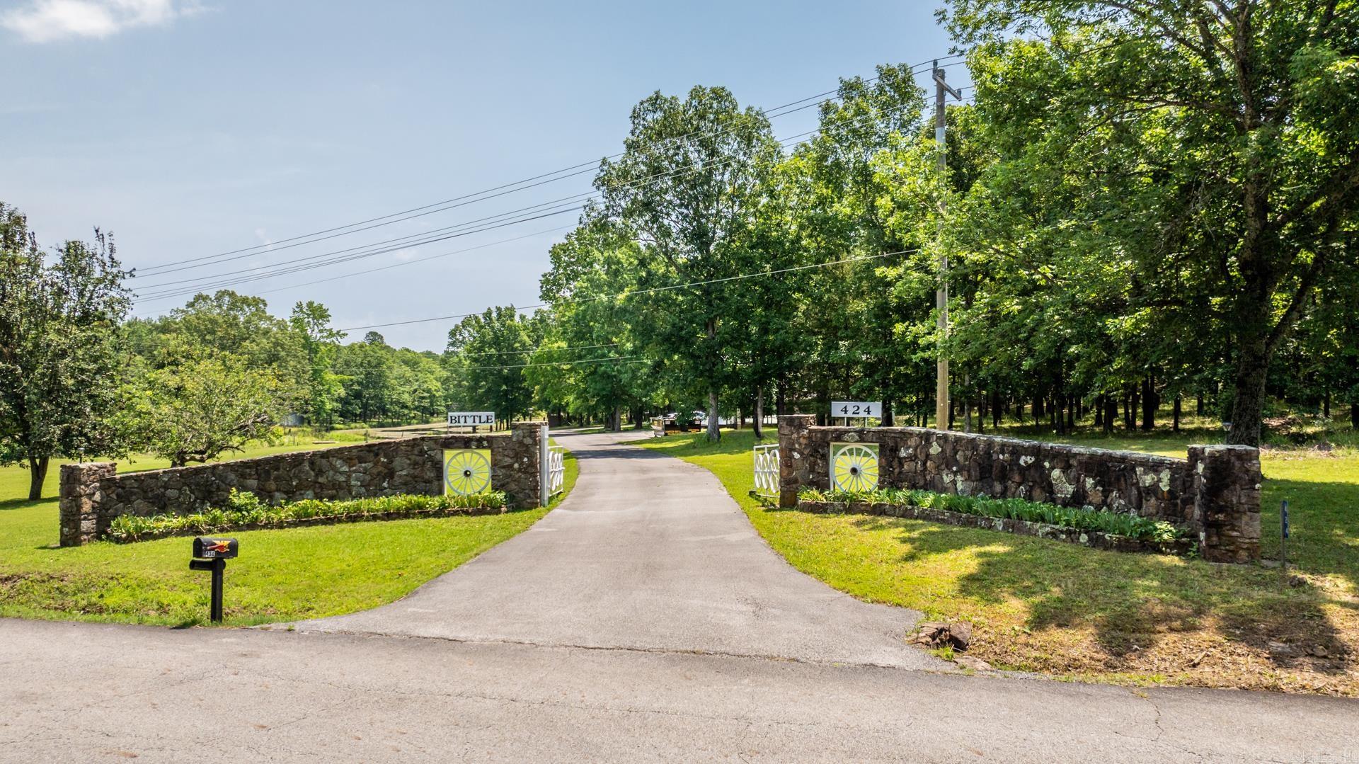 424 Center Ridge  Drasco, AR