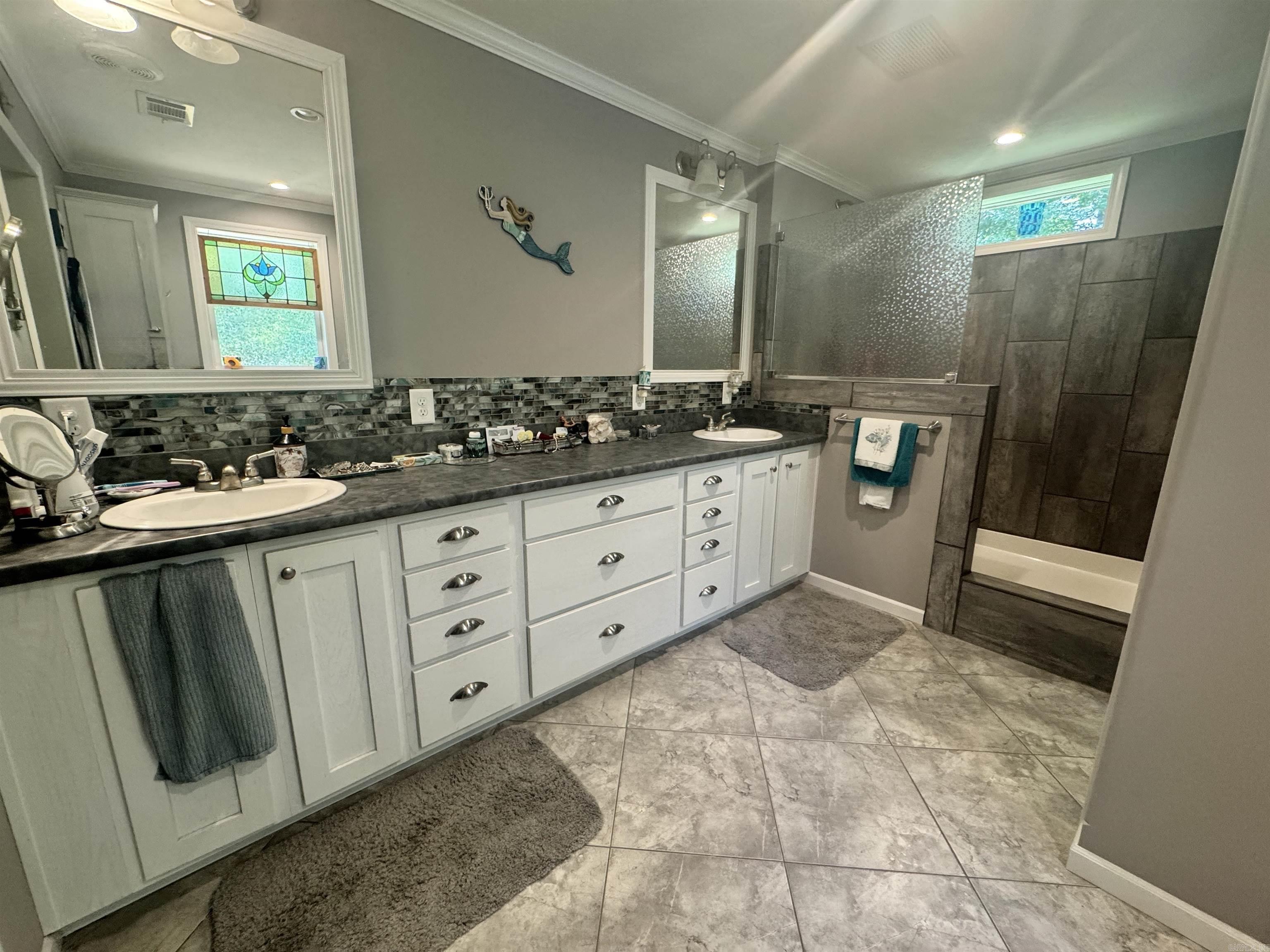 29 Stoney Dr  Greenbrier, AR
