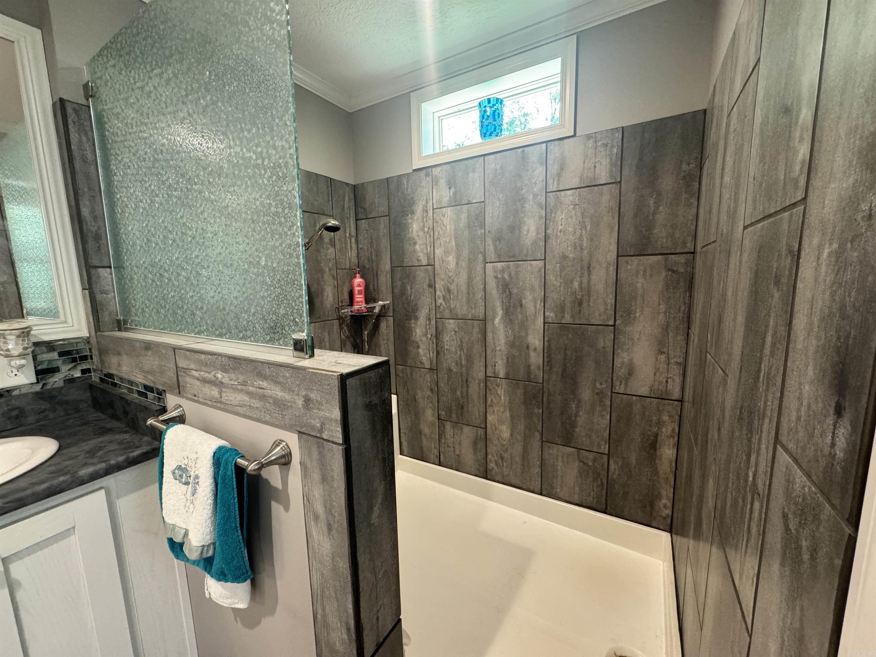 29 Stoney Dr  Greenbrier, AR