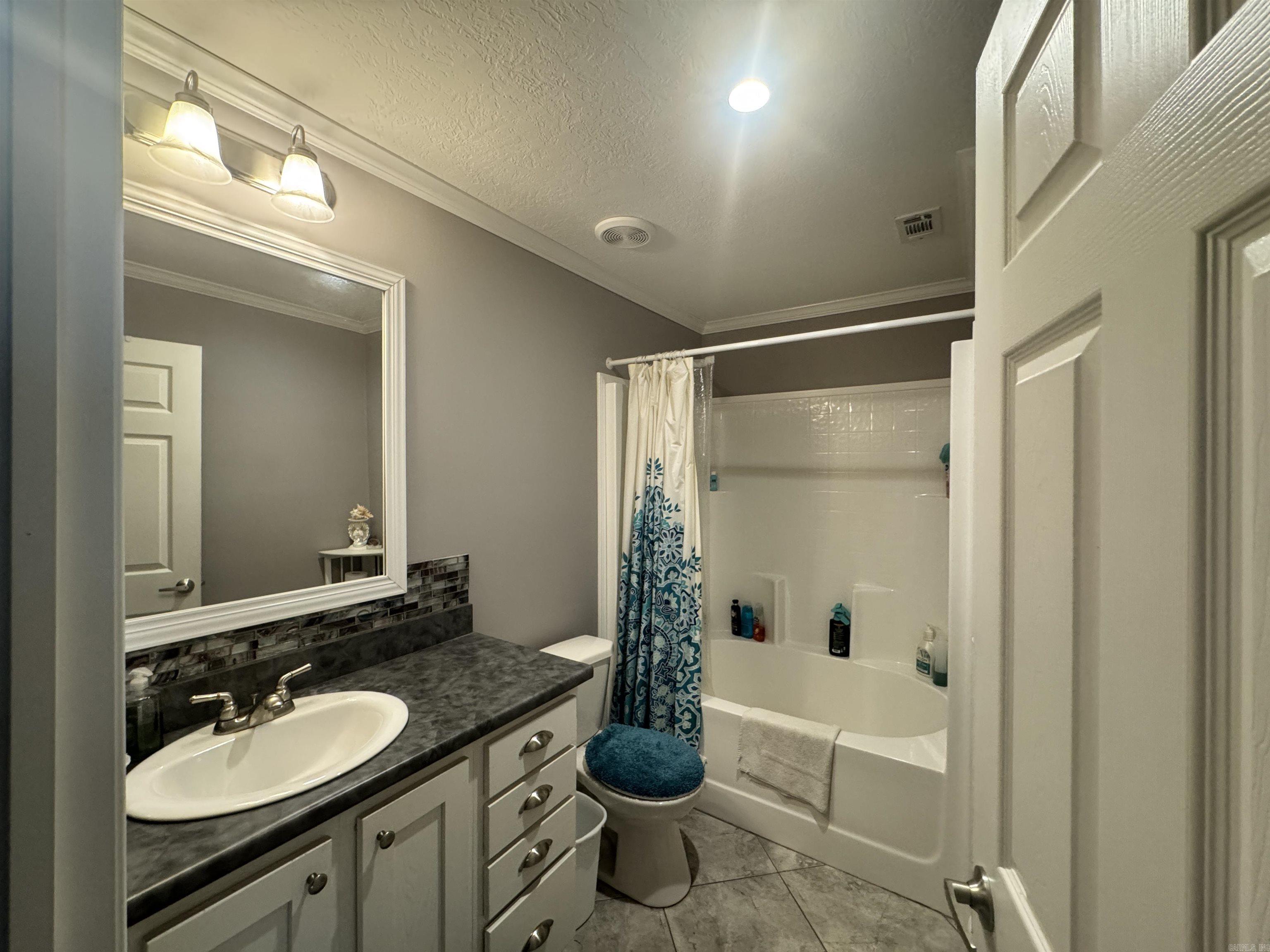 29 Stoney Dr  Greenbrier, AR
