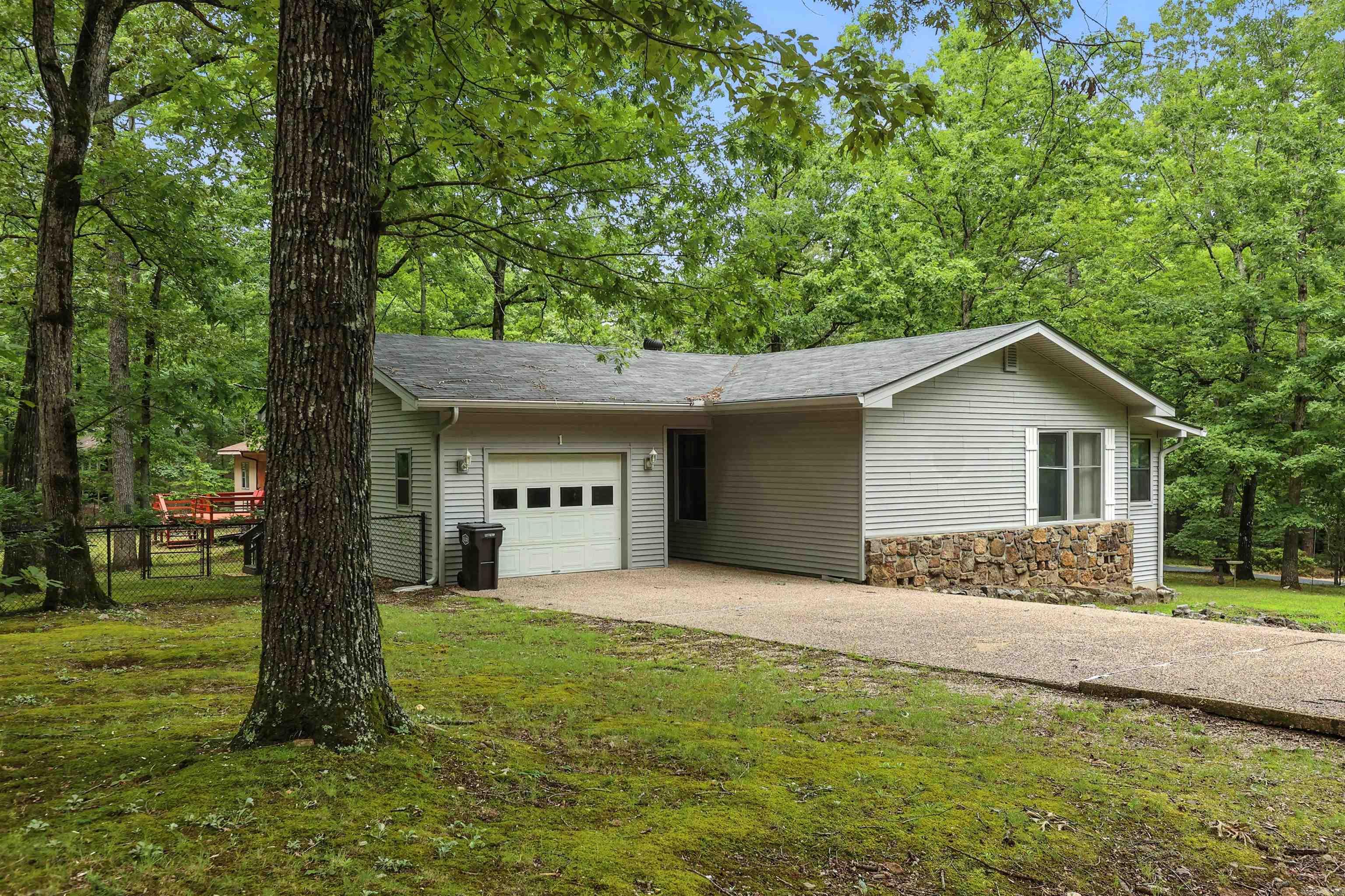 1 Aspe  Hot Springs Village, AR