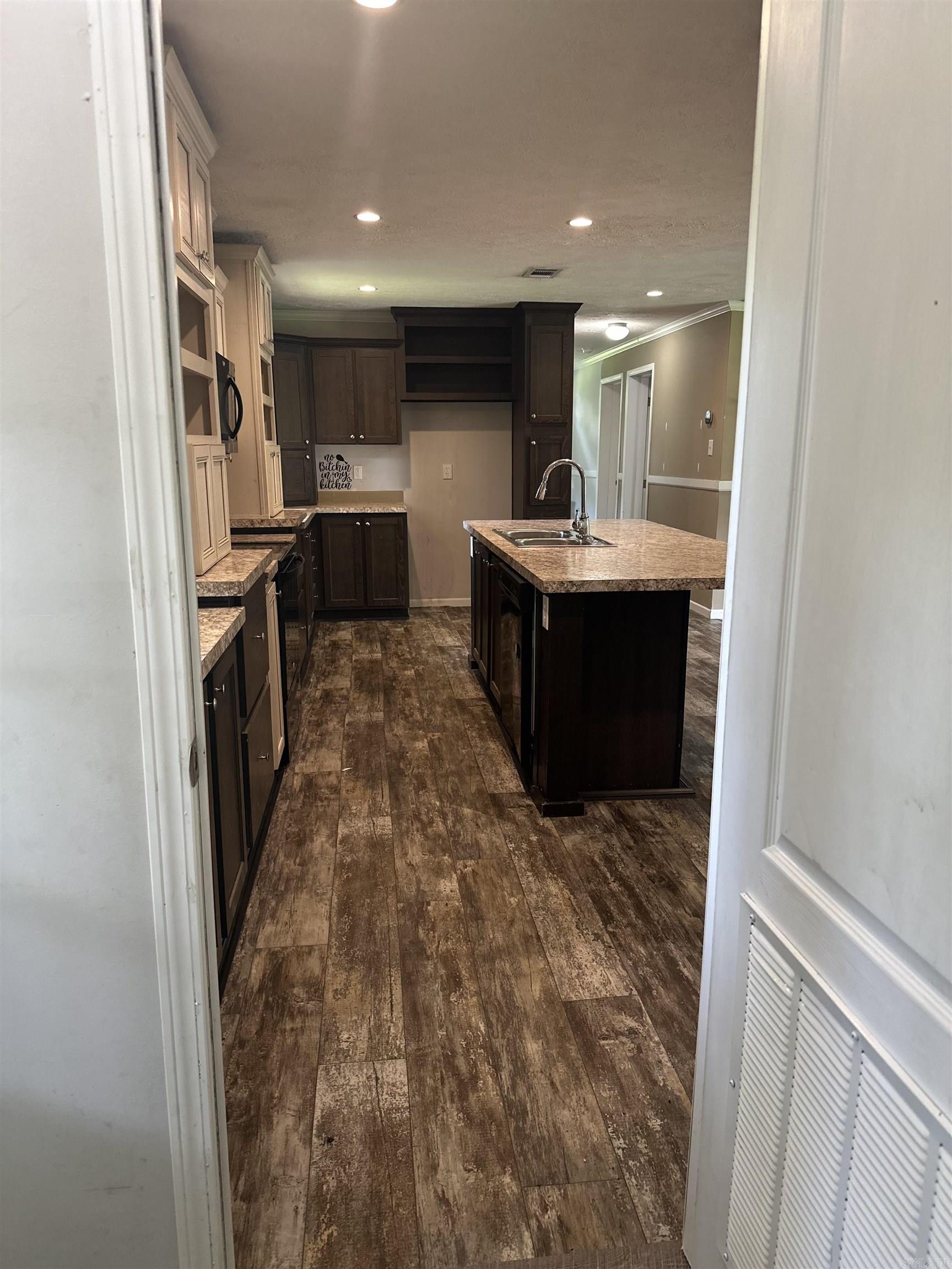 903 S Main  Bald Knob, AR