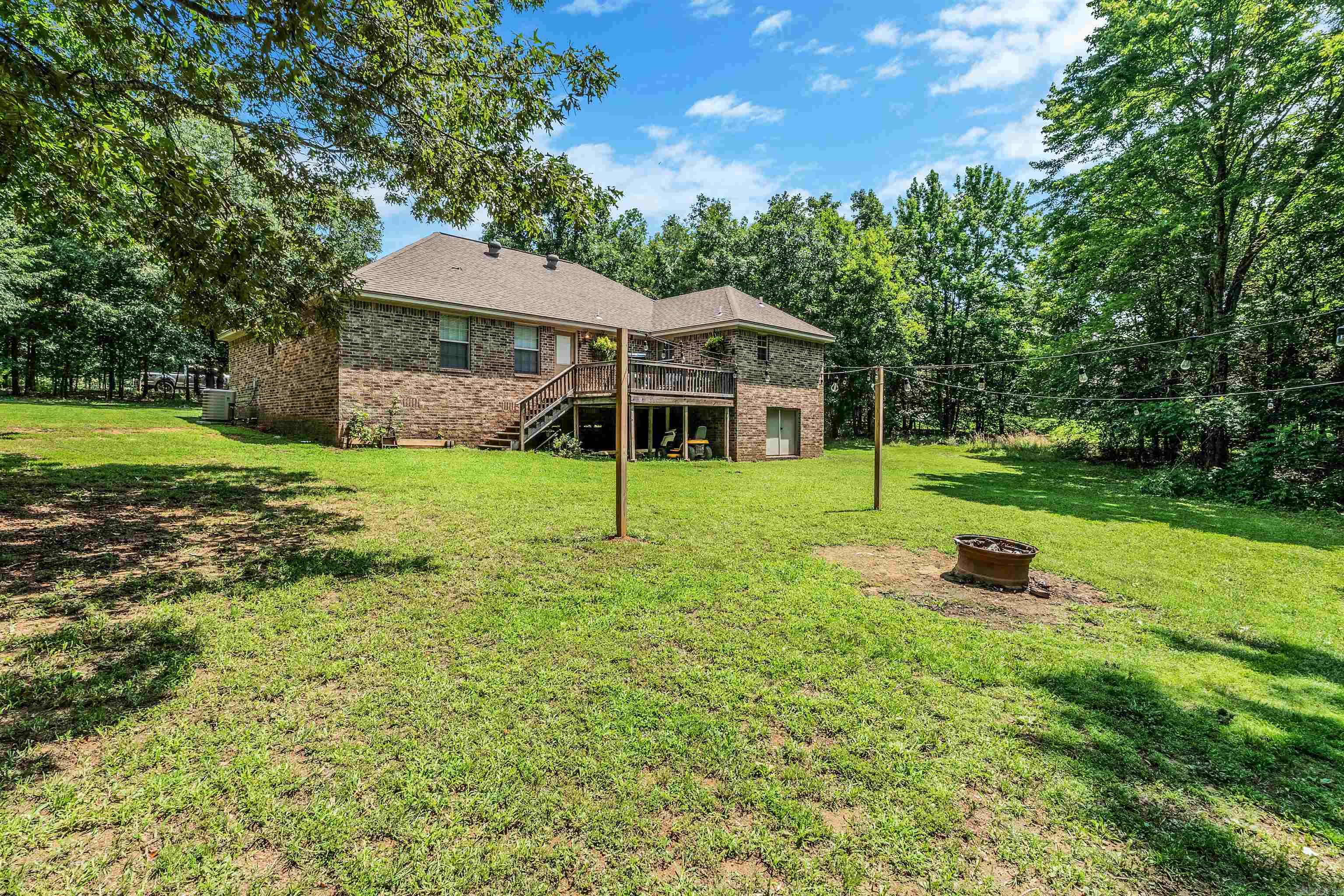 100 Deer Ridge Dr  Searcy, AR
