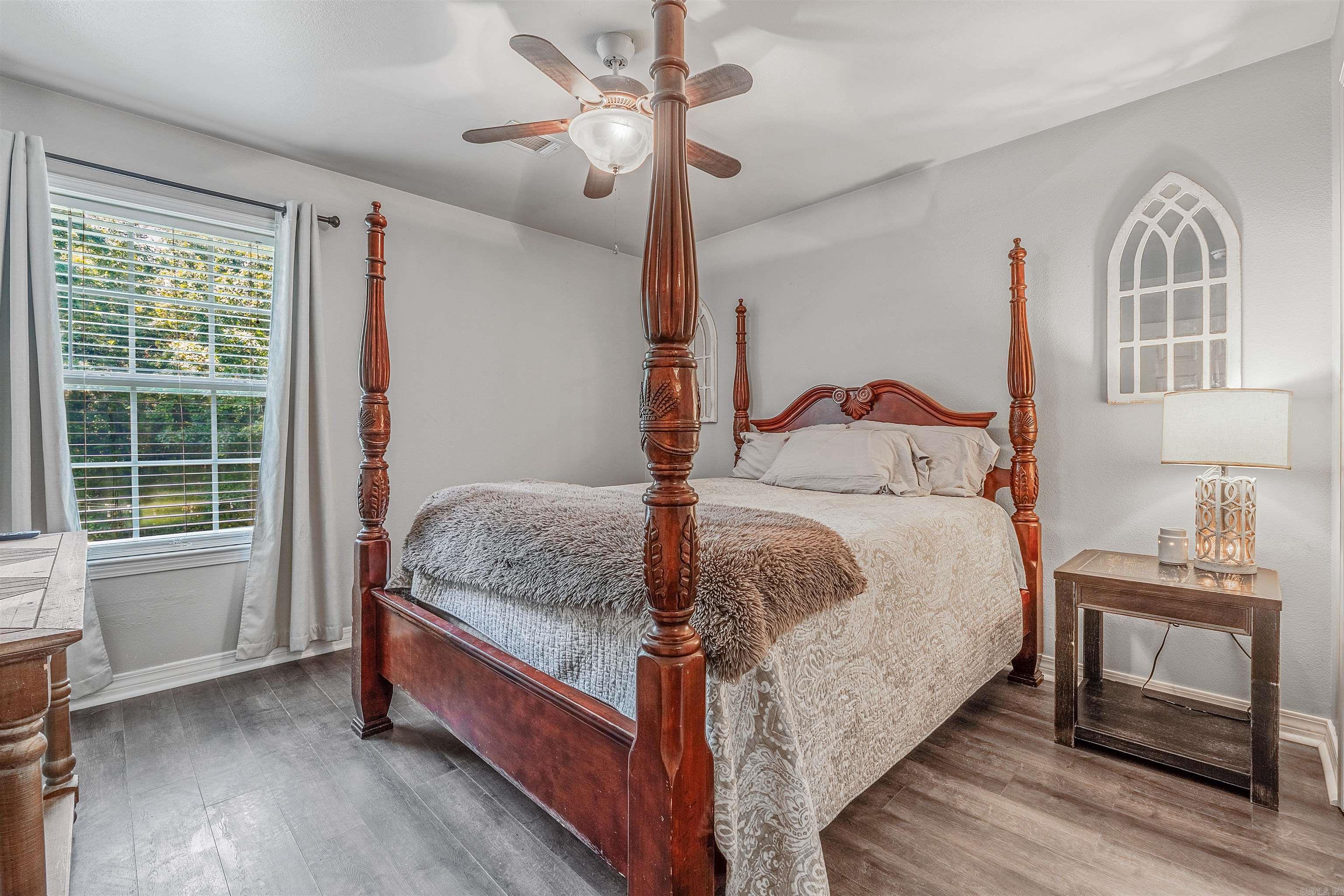 100 Deer Ridge Dr  Searcy, AR