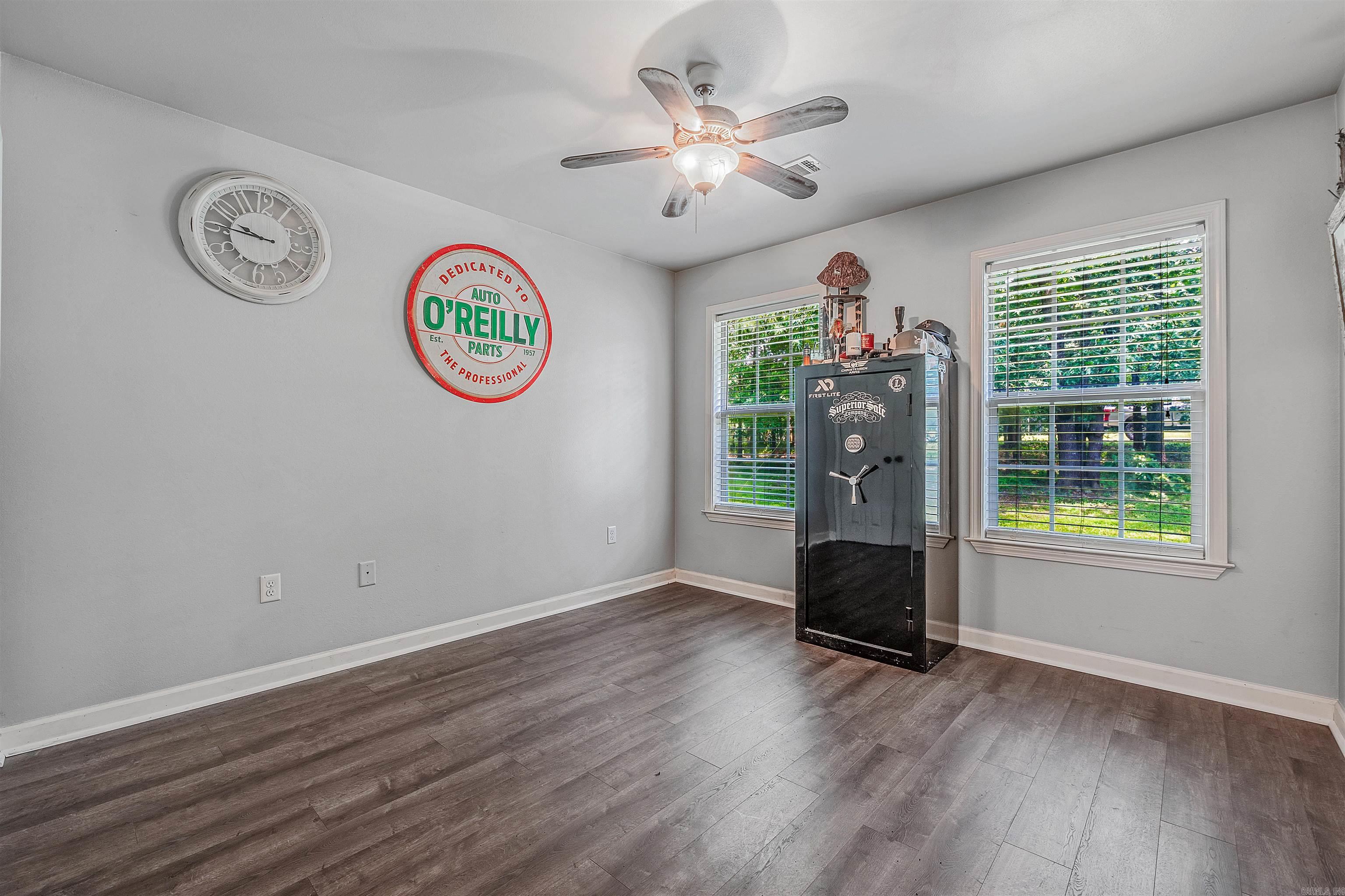 100 Deer Ridge Dr  Searcy, AR