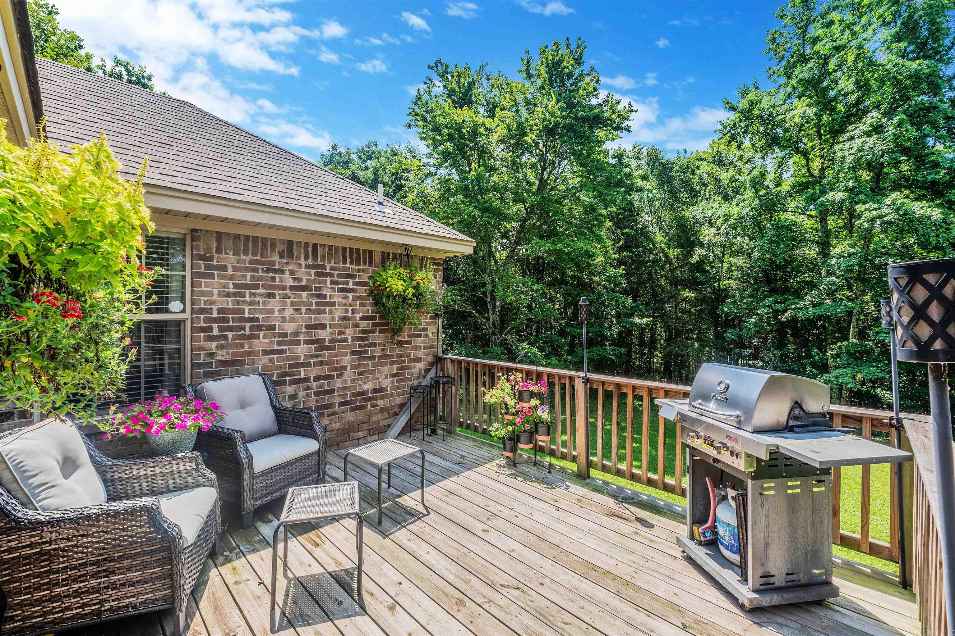100 Deer Ridge Dr  Searcy, AR