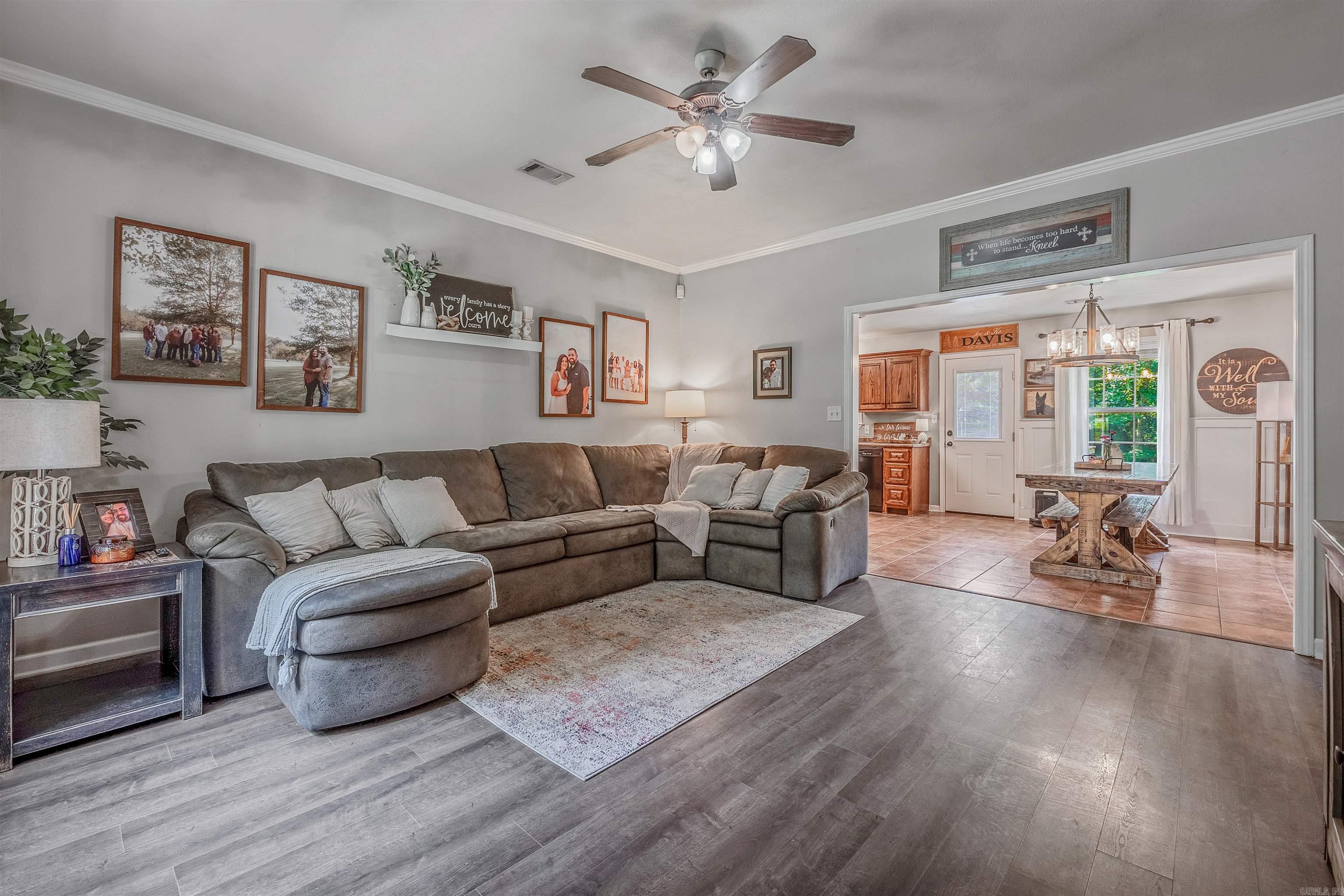 100 Deer Ridge Dr  Searcy, AR