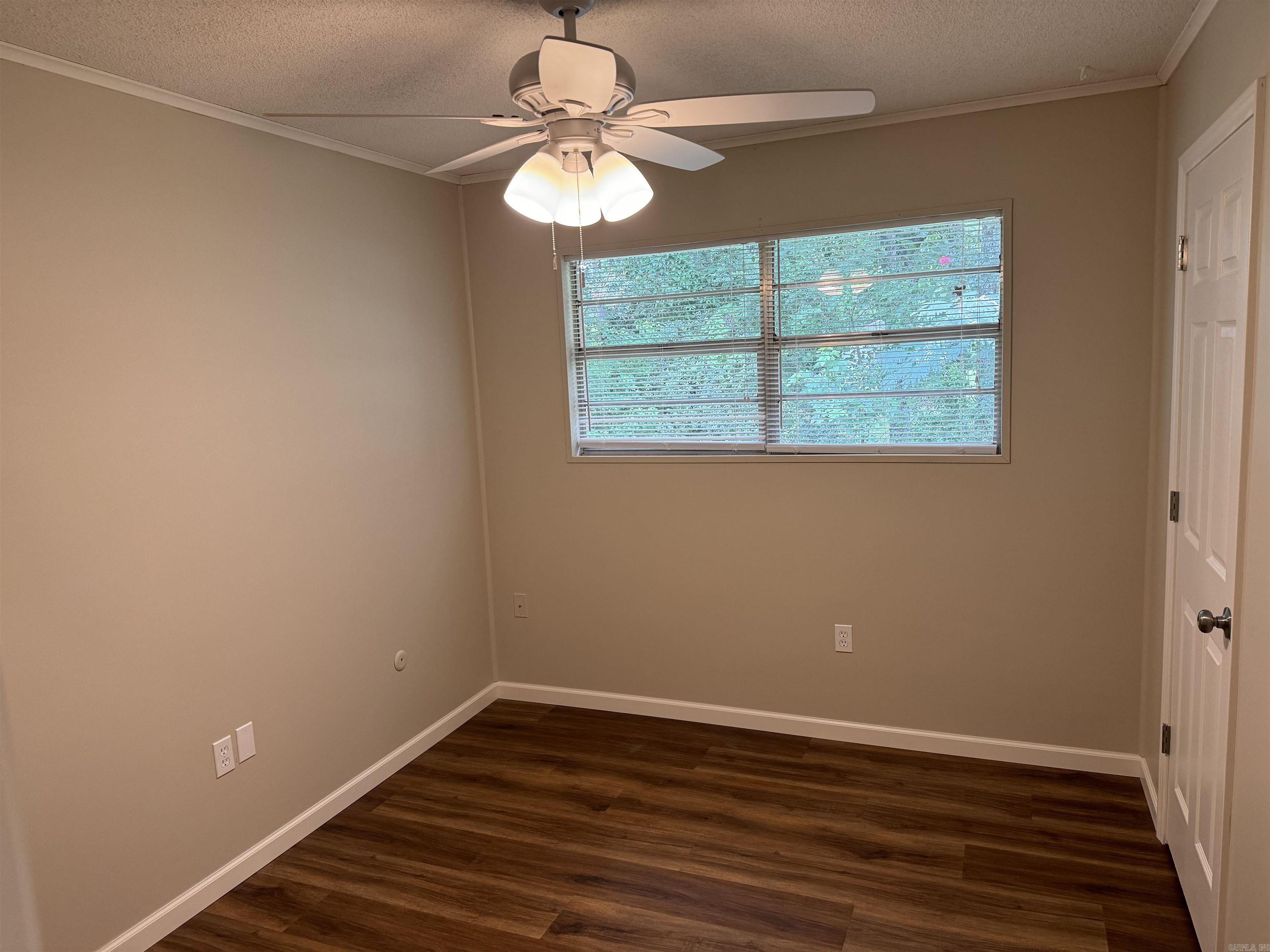 199 S Center  Conway, AR