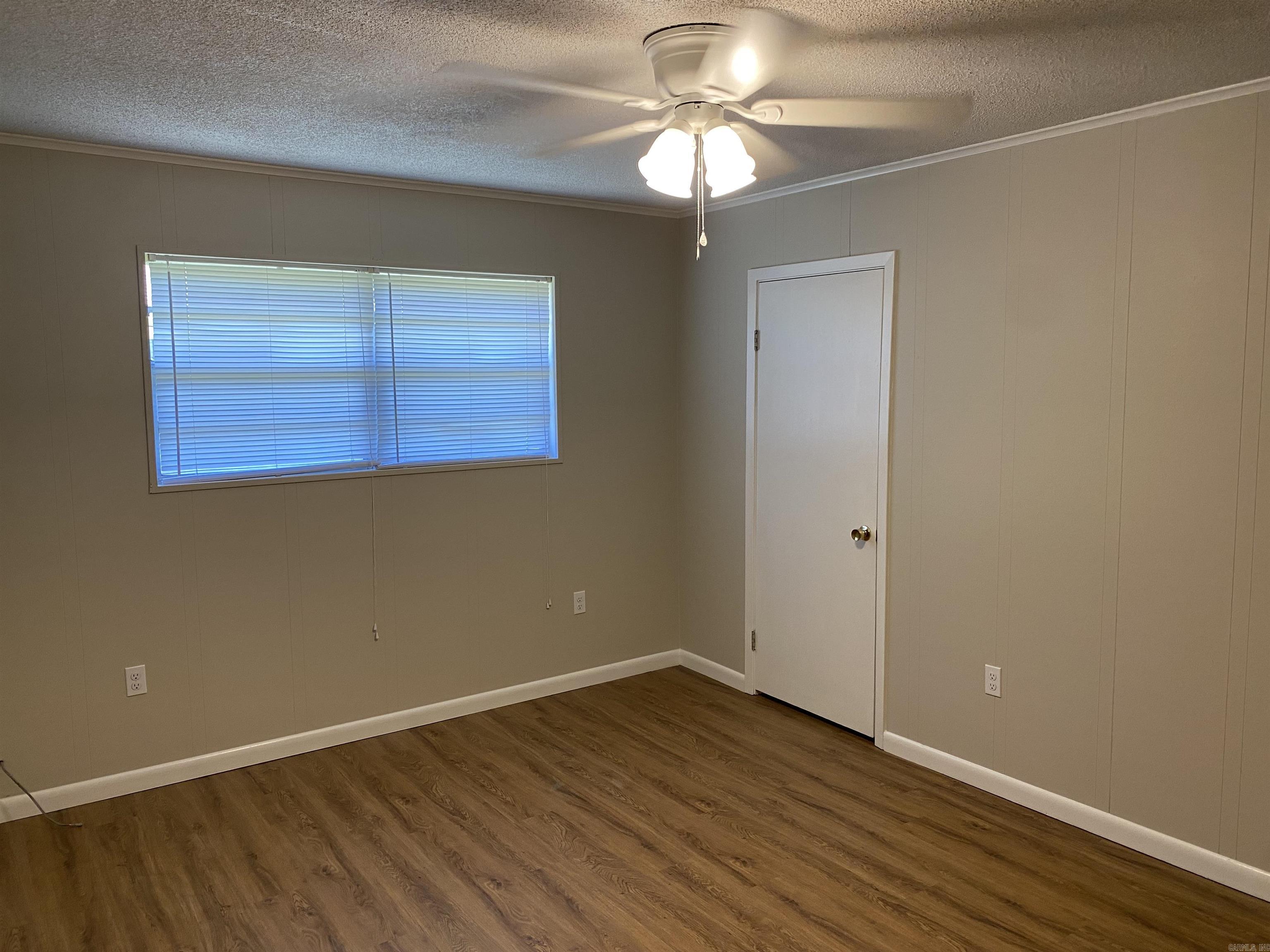 199 S Center  Conway, AR