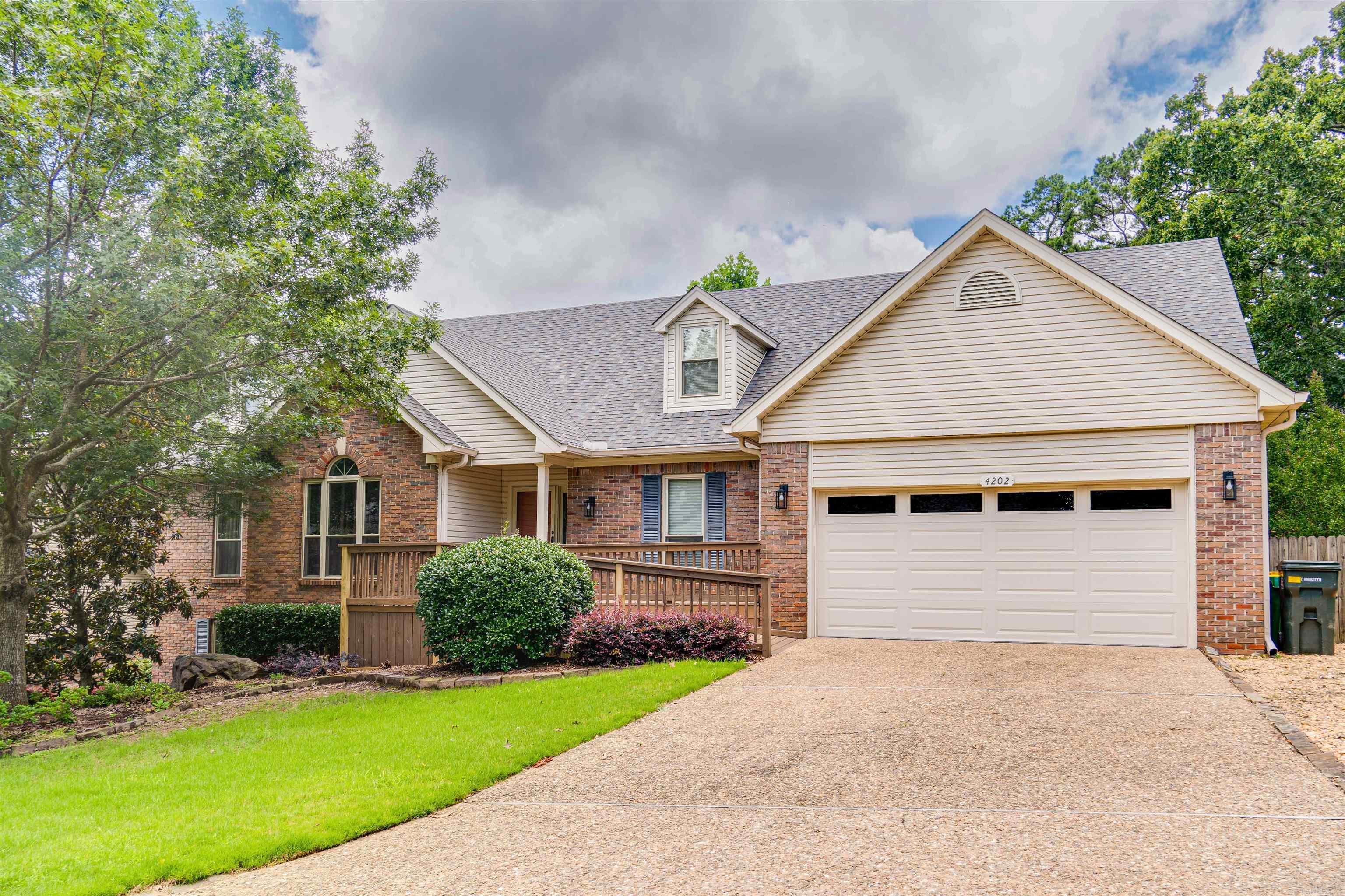 4202 Stoneview Court Little Rock, AR 72212