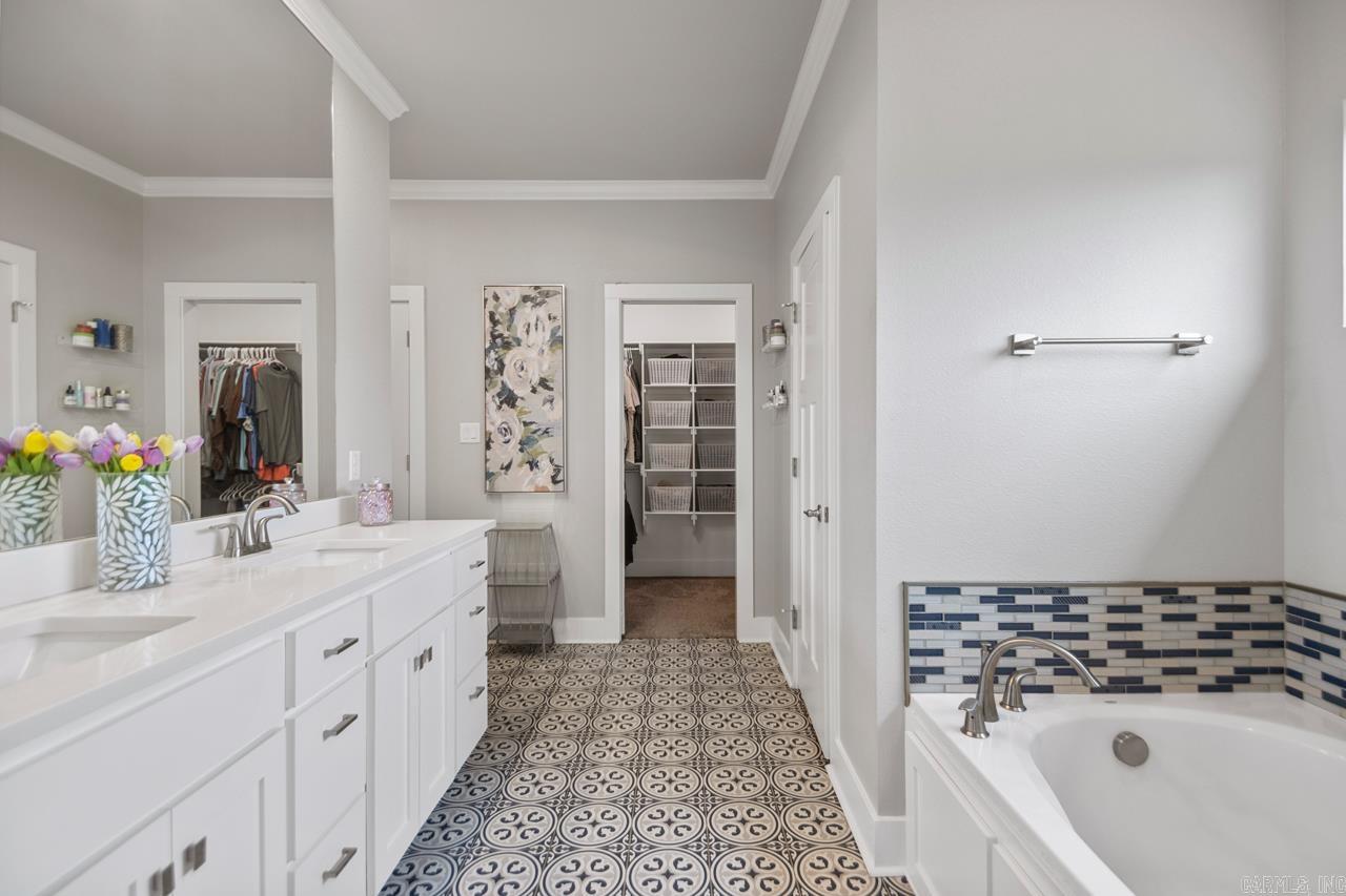 39 Alexandrea  Greenbrier, AR