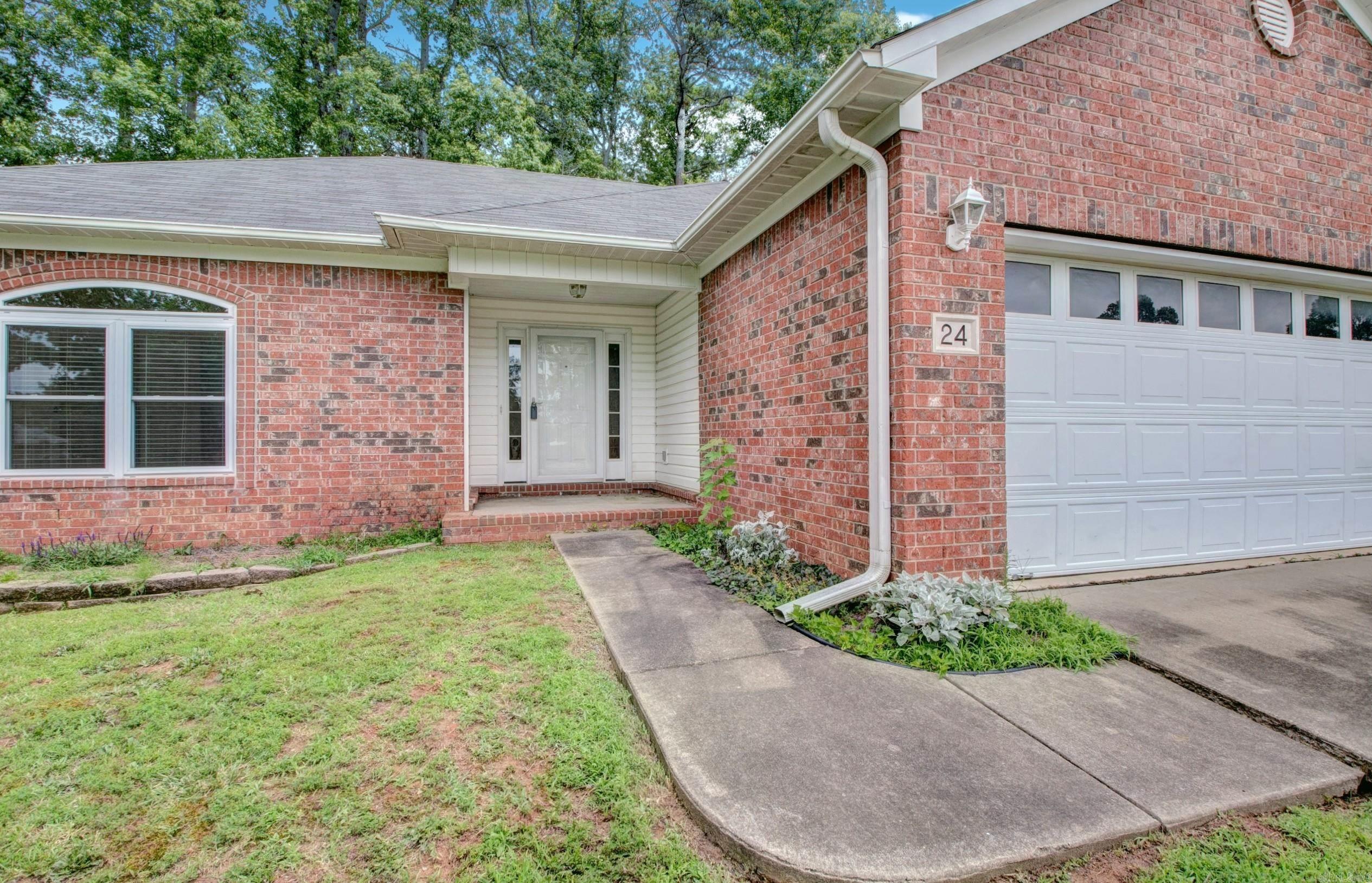 24 Cedarwood Drive  Cabot, AR