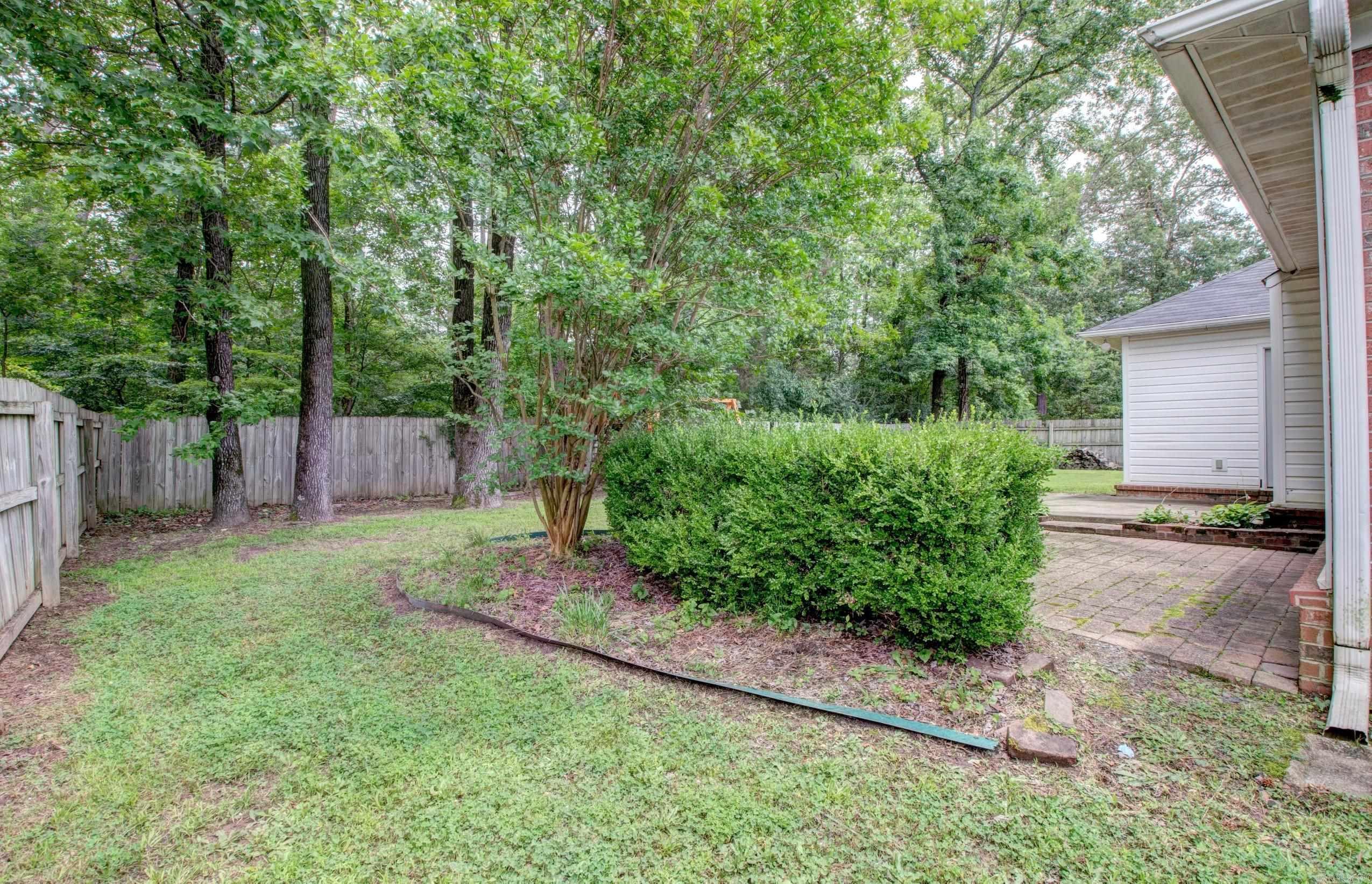24 Cedarwood Drive  Cabot, AR