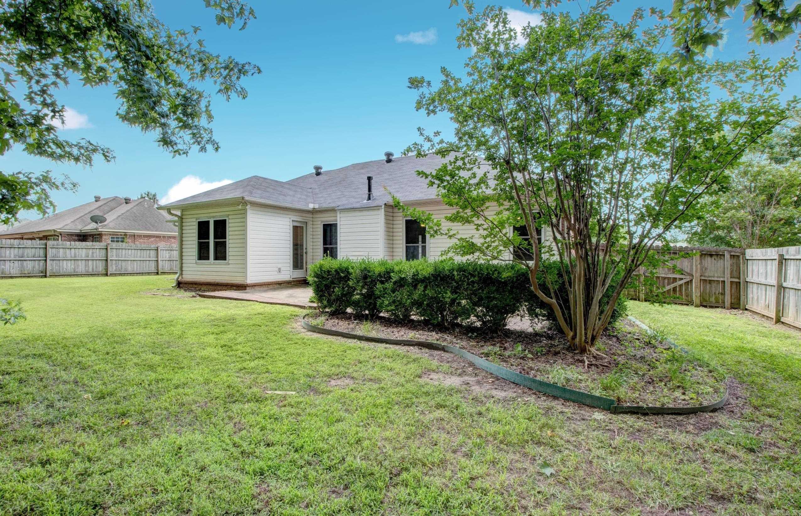 24 Cedarwood Drive  Cabot, AR