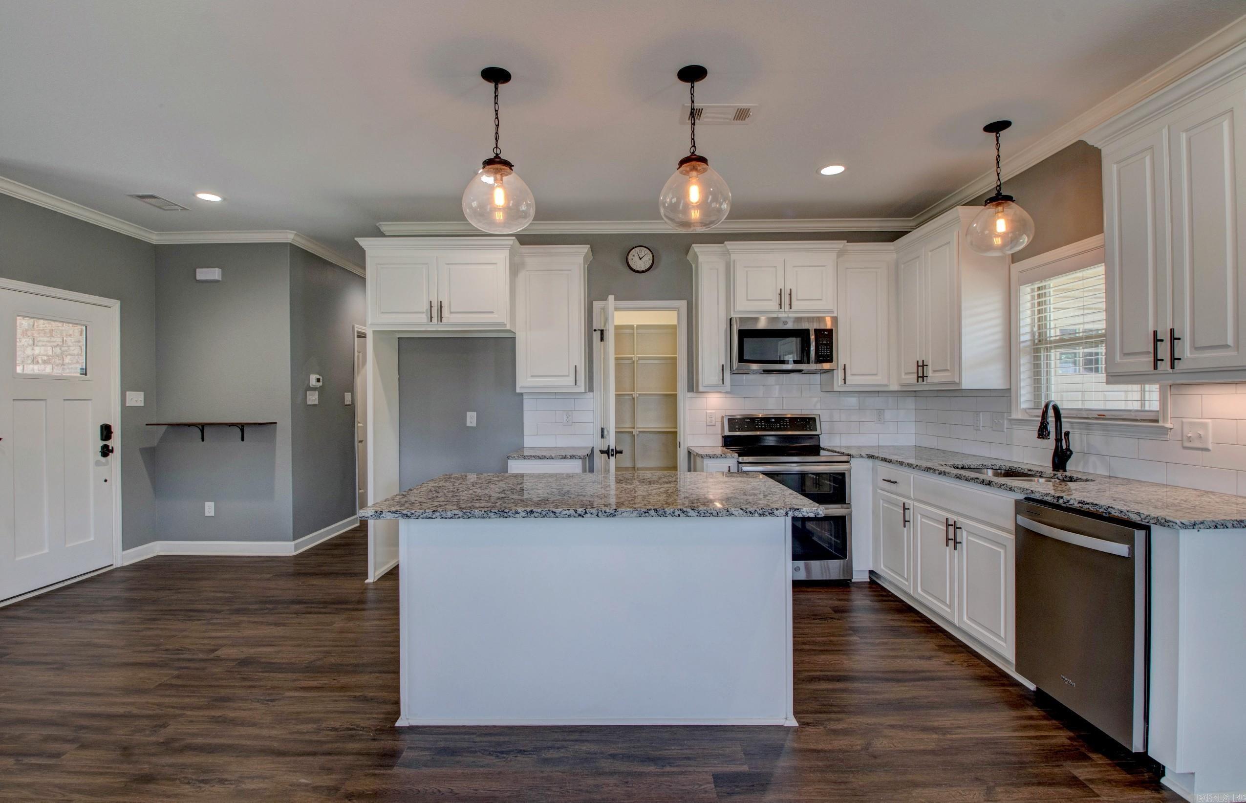 513 Sweet Gum Court  Cabot, AR